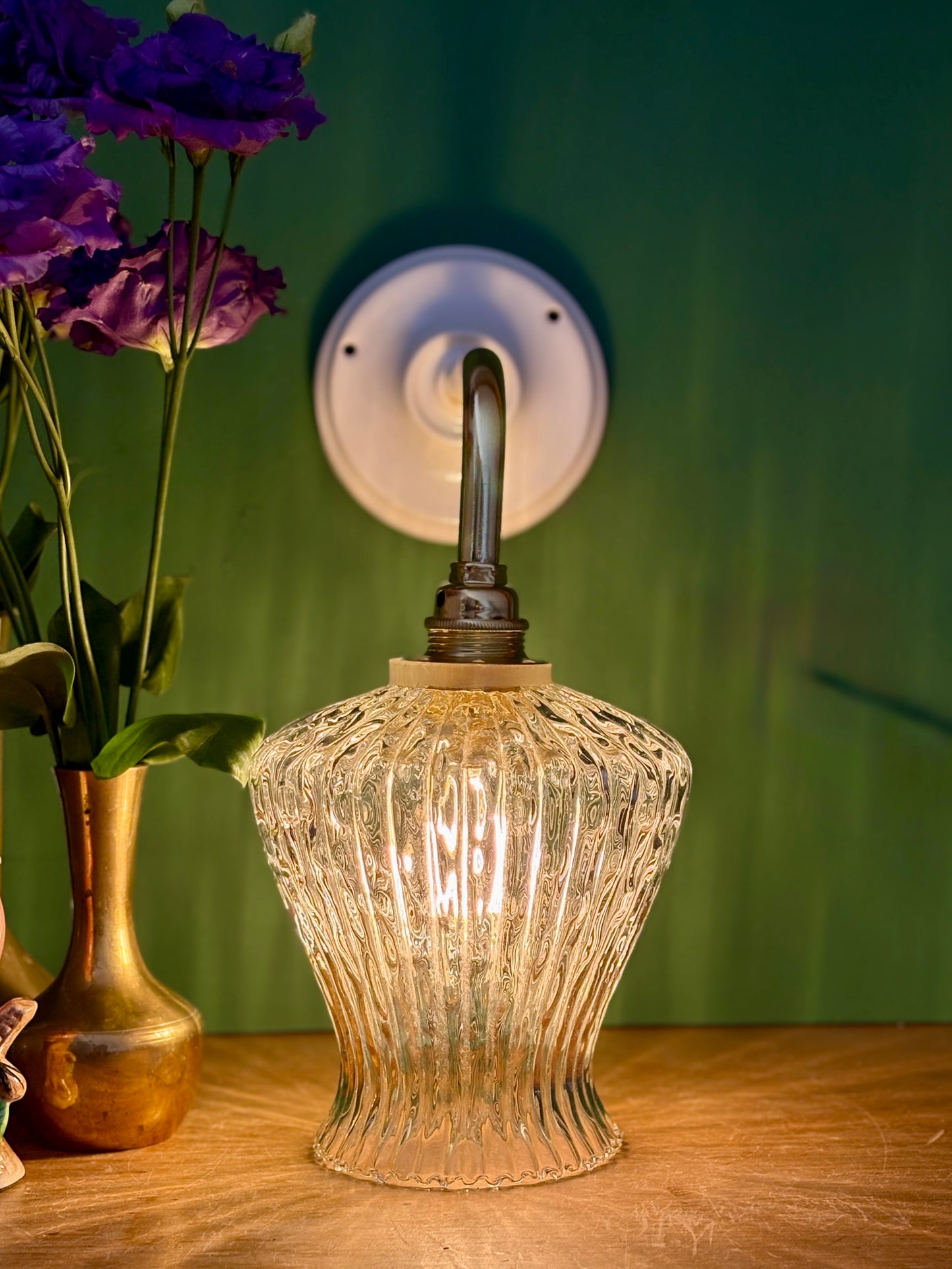 Applique tulipe vintage en verre