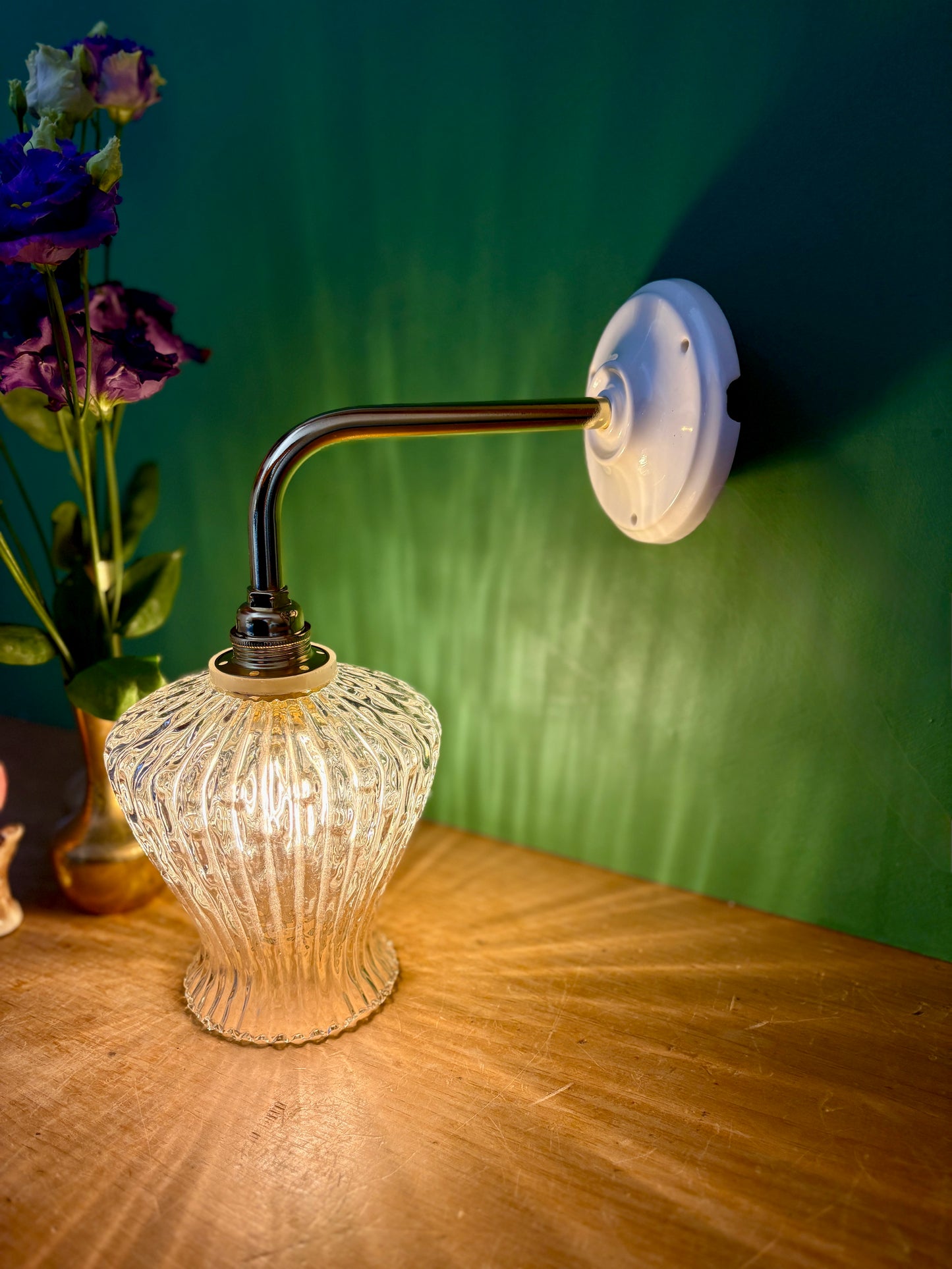 Applique tulipe vintage en verre