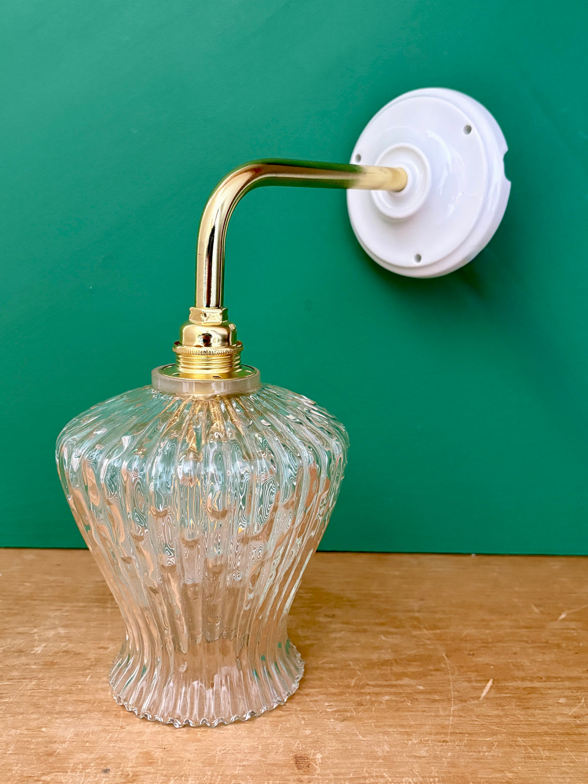 Applique tulipe vintage en verre