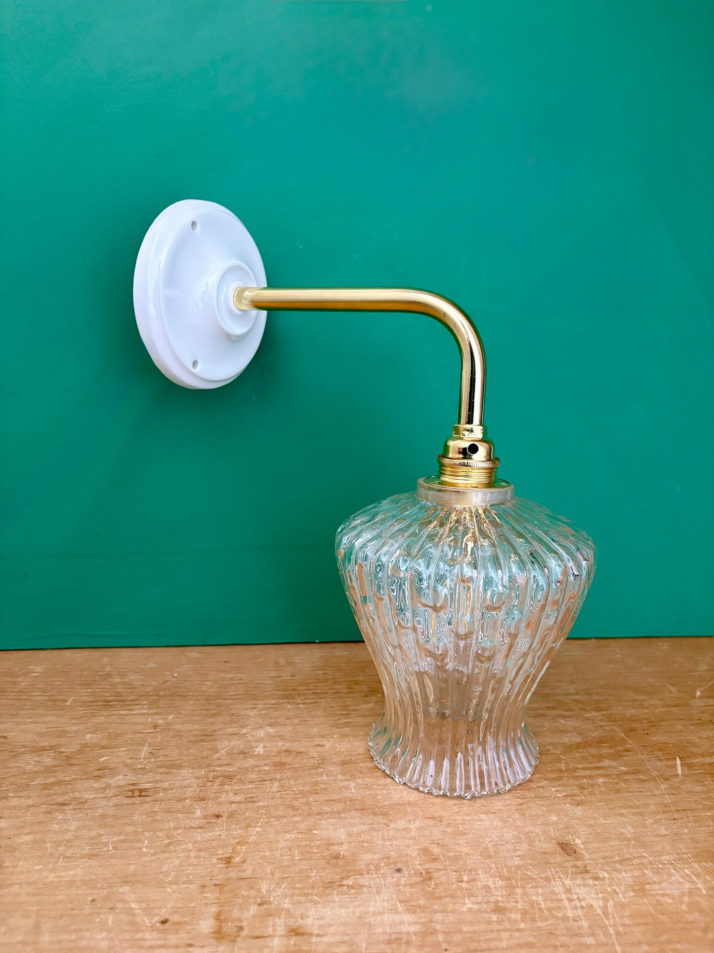Applique tulipe vintage en verre
