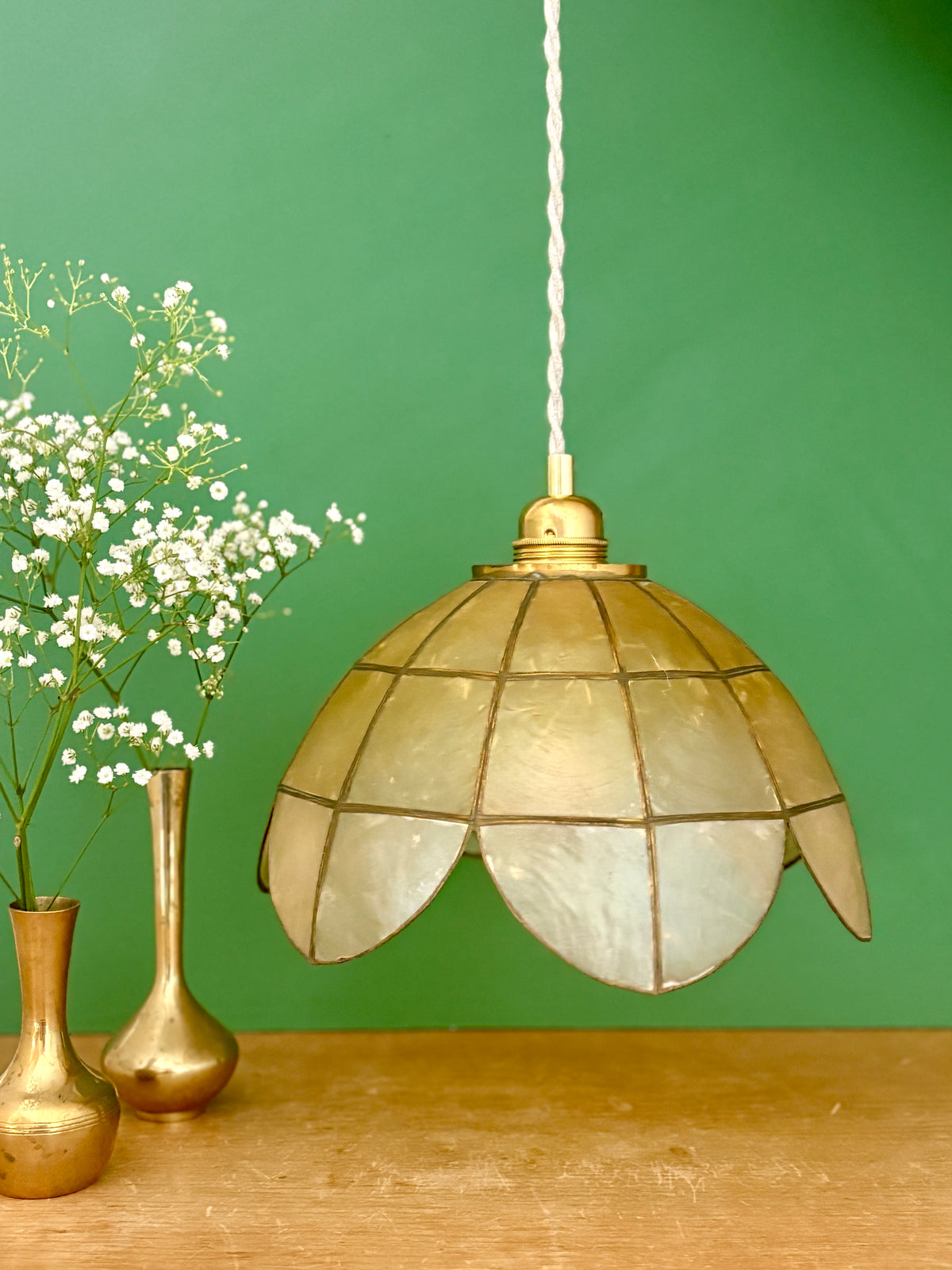 Suspension abat-jour vintage en nacre et laiton