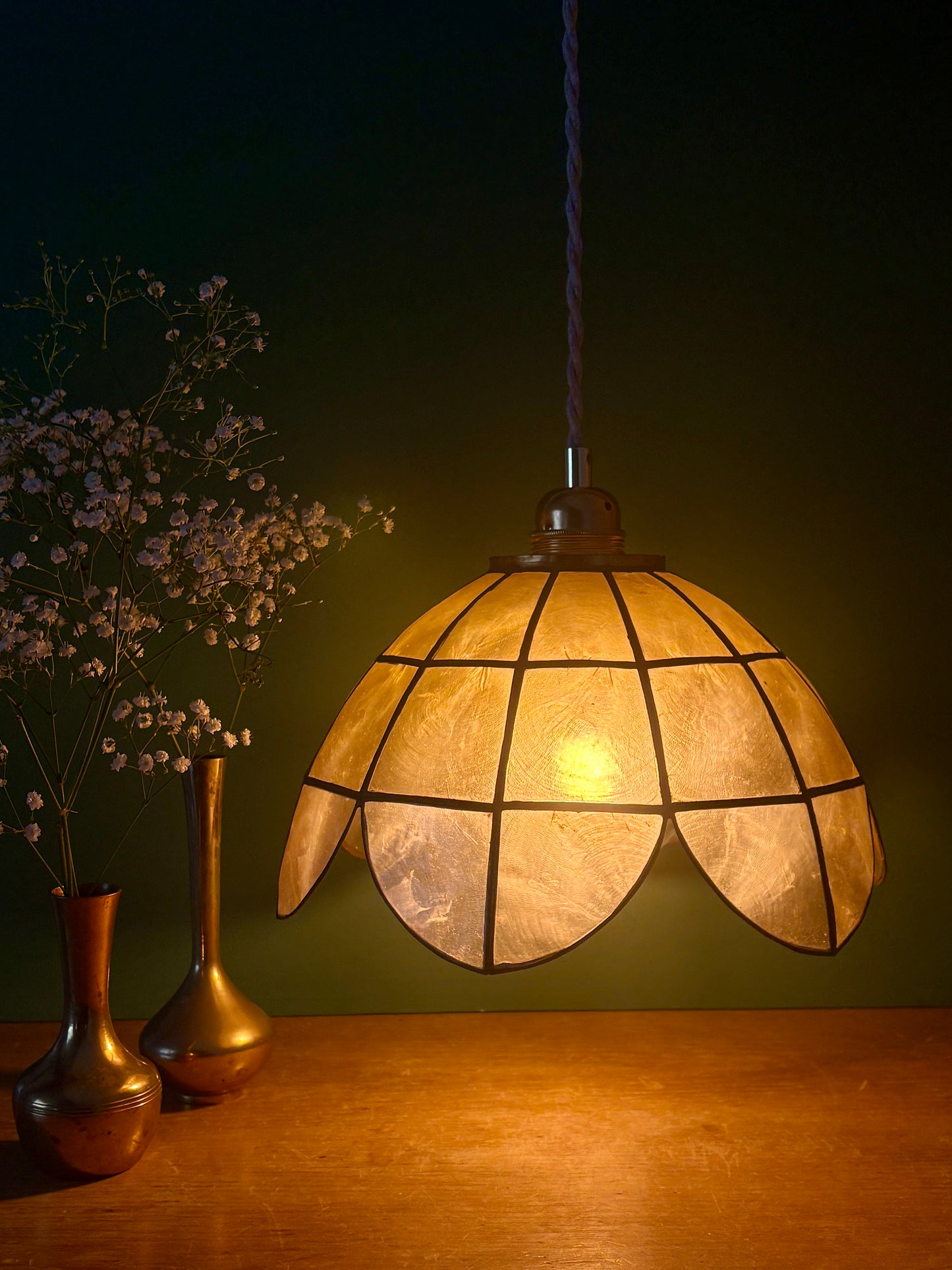 Suspension abat-jour vintage en nacre et laiton