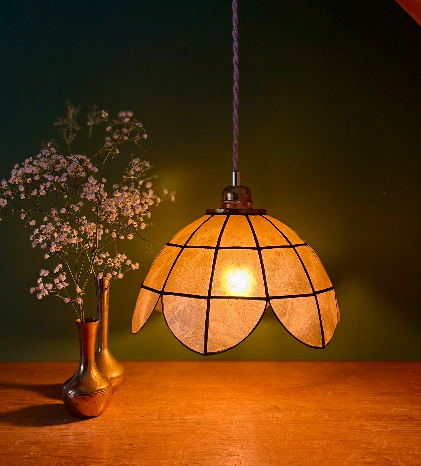 Suspension abat-jour vintage en nacre et laiton