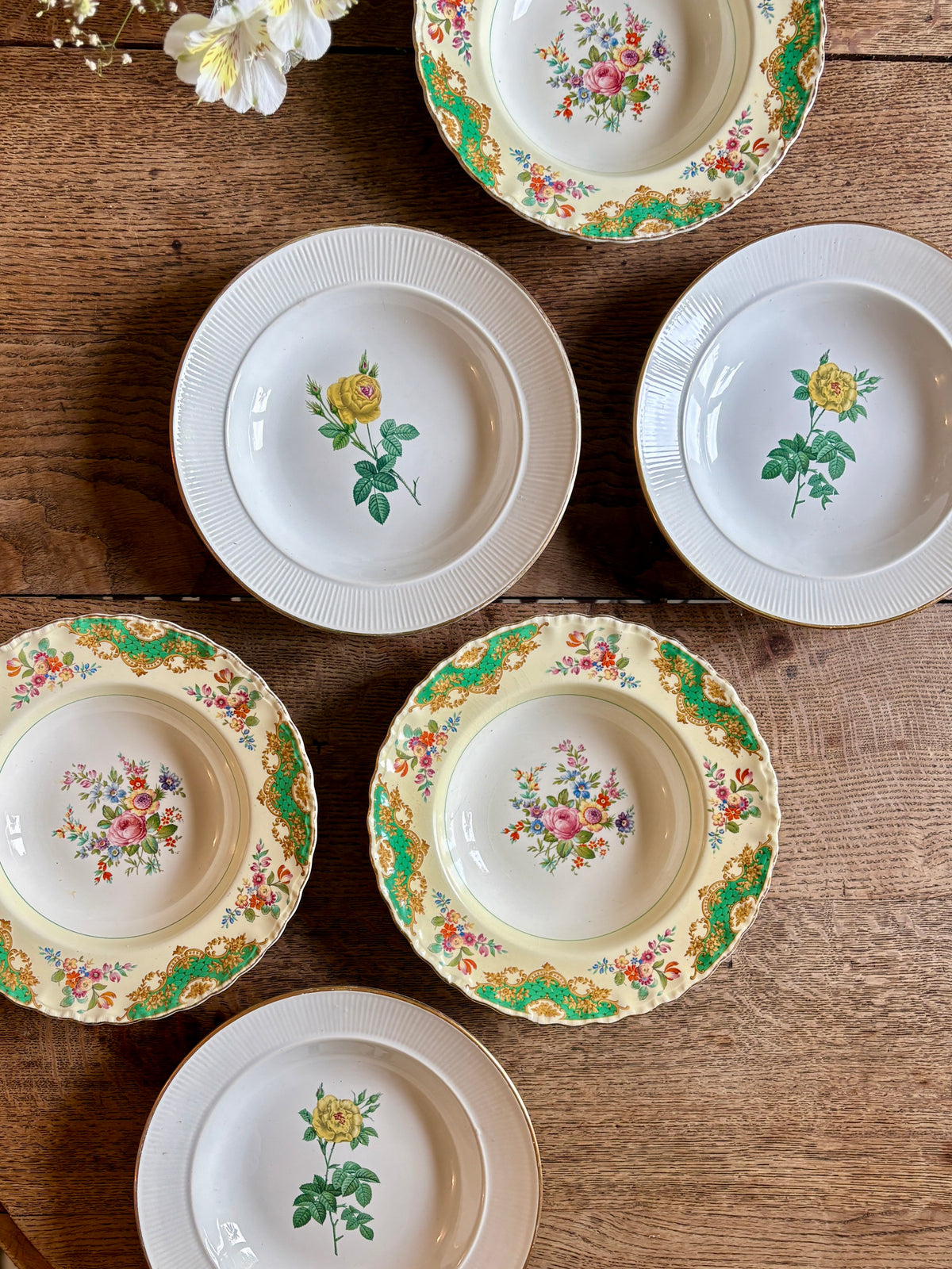 Lot de 6 assiettes creuses anciennes dépareillées (L15)