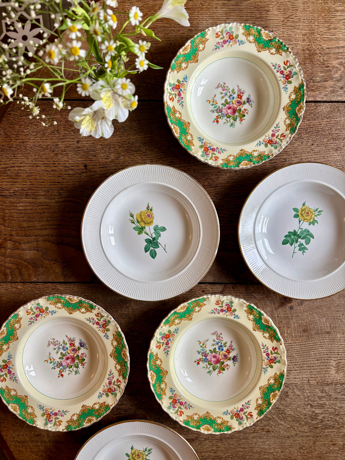 Lot de 6 assiettes creuses anciennes dépareillées (L15)