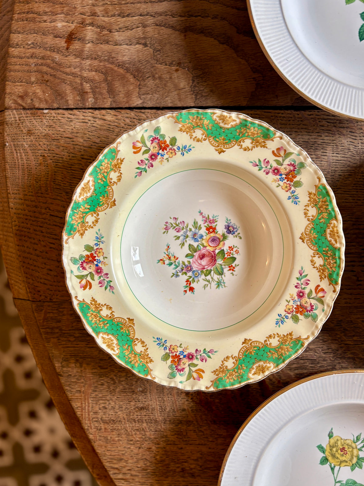 Lot de 6 assiettes creuses anciennes dépareillées (L15)