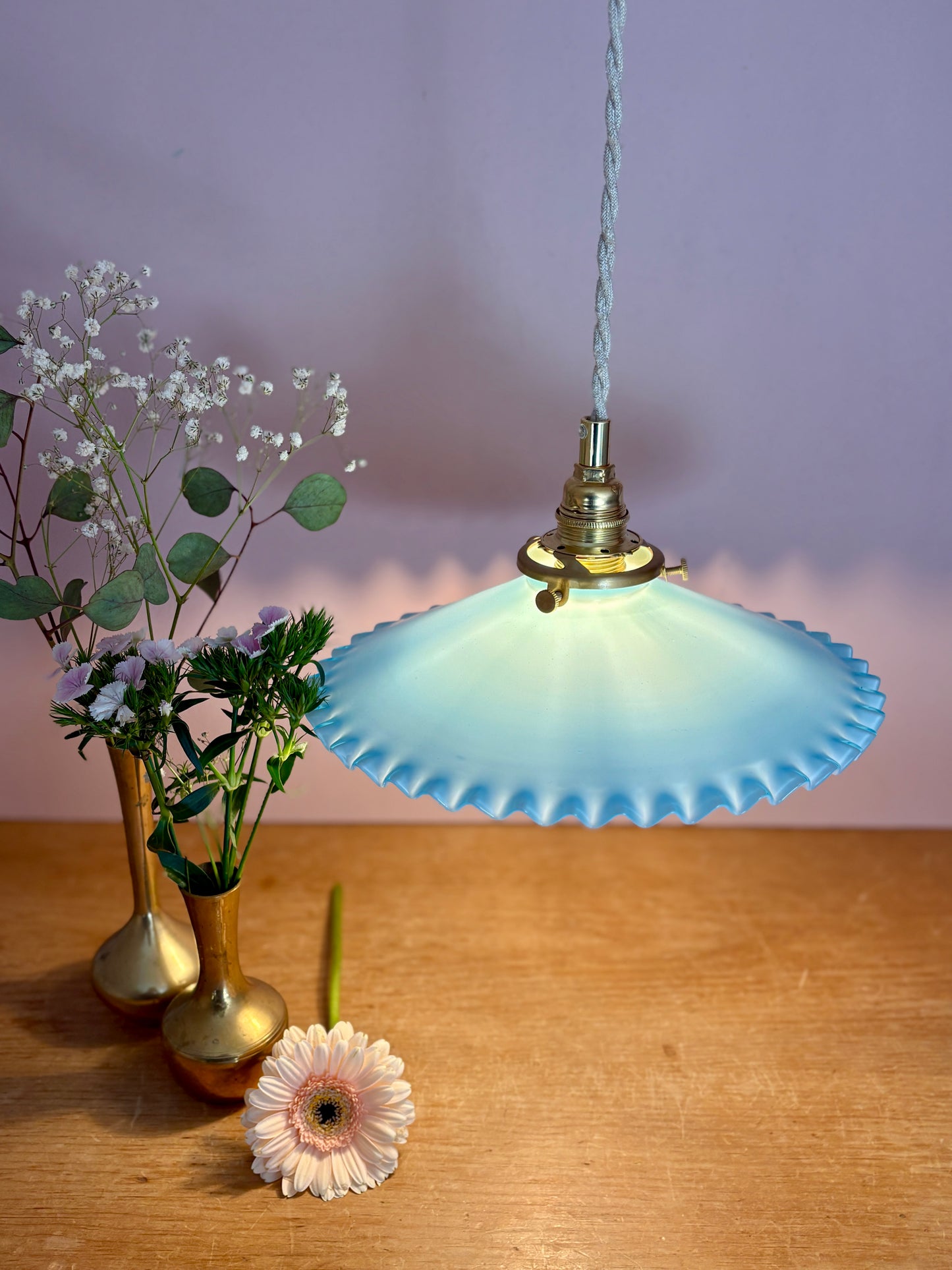 Suspension abat-jour vintage en opaline bleue