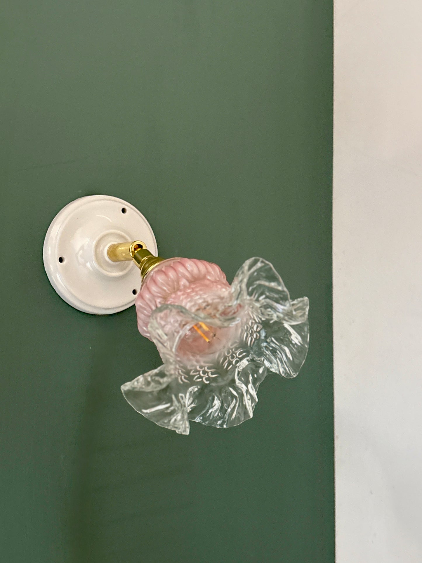 Applique tulipe vintage en verre rose et transparent