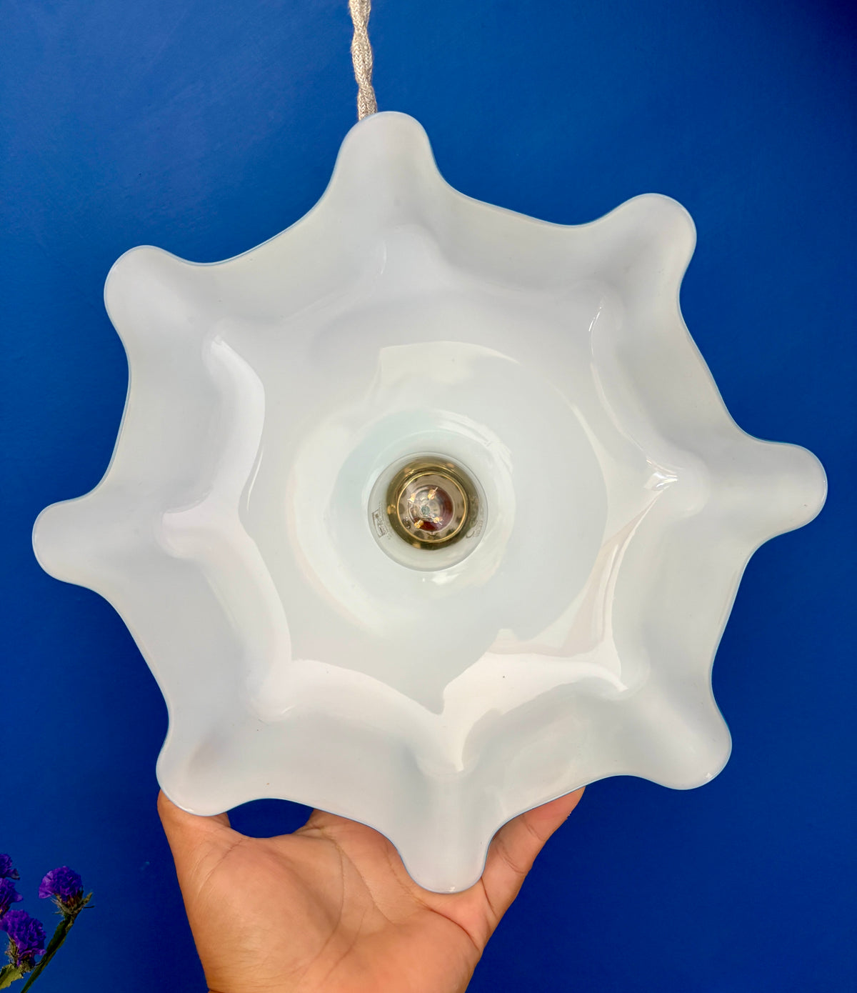 Suspension abat-jour vintage en opaline bleue