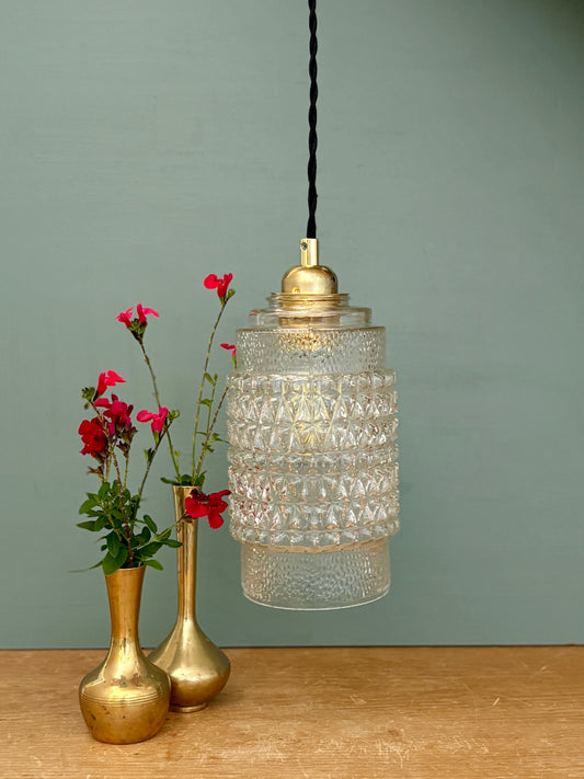 Suspension globe vintage en verre moulé