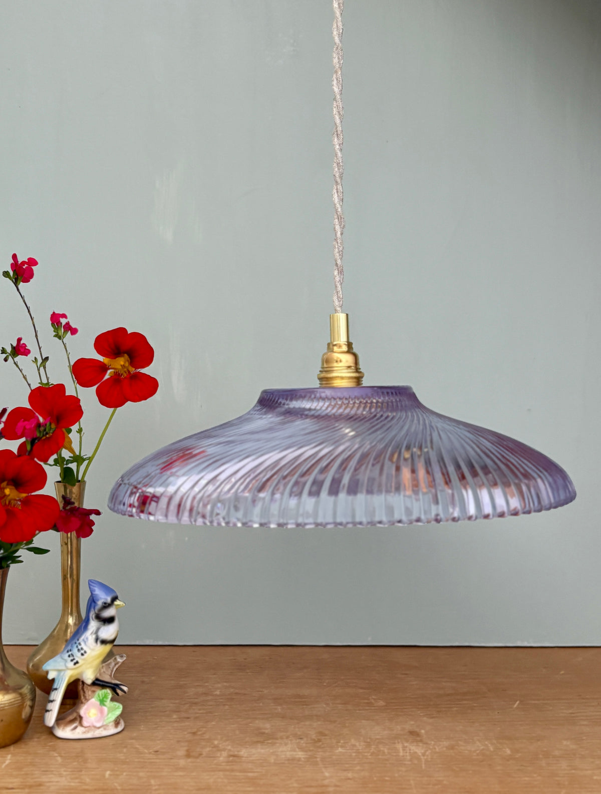 Suspension abat-jour vintage en verre violet - collection vaisselle -