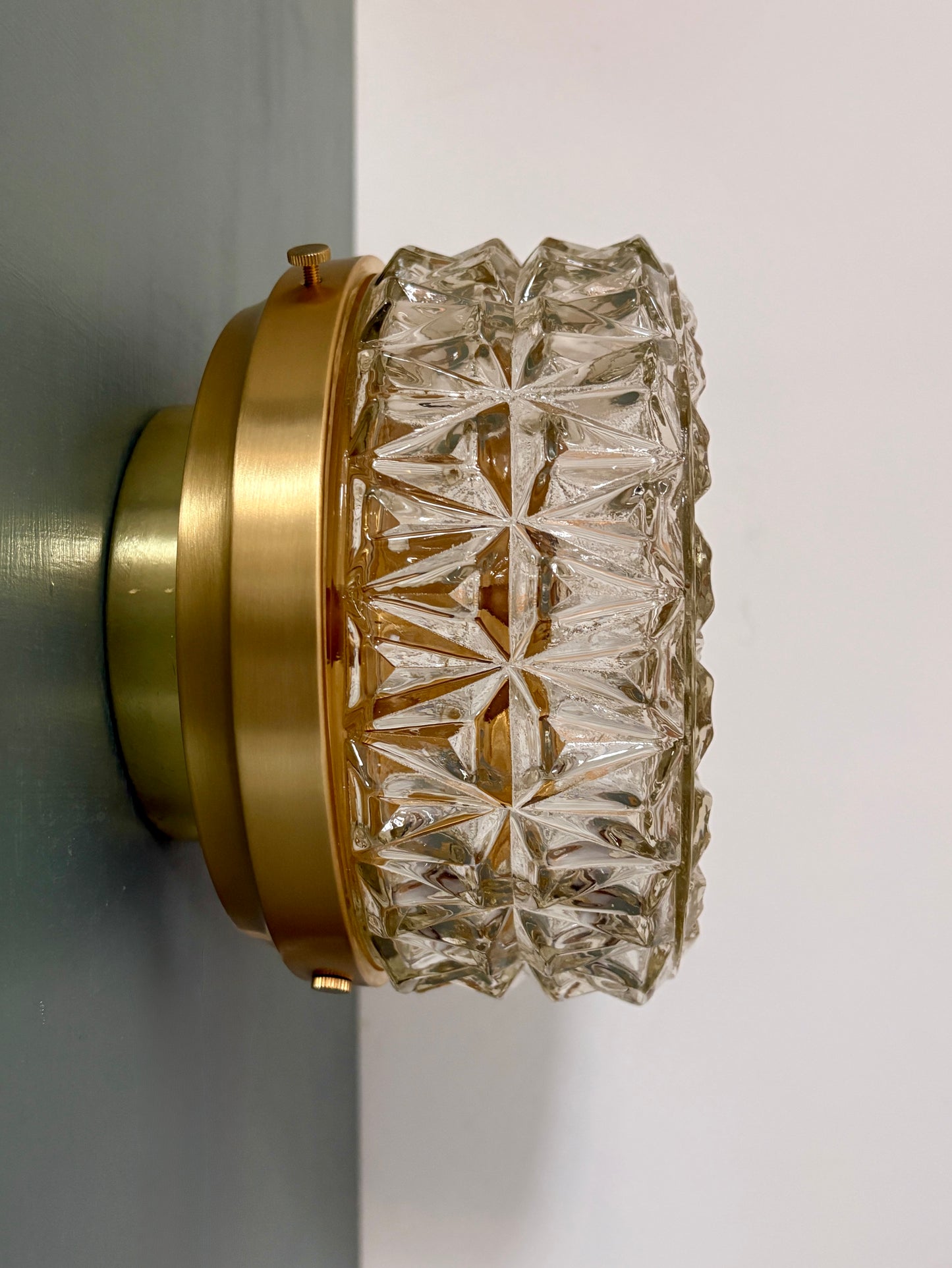 Applique ou plafonnier globe vintage en verre moulé (PT1)