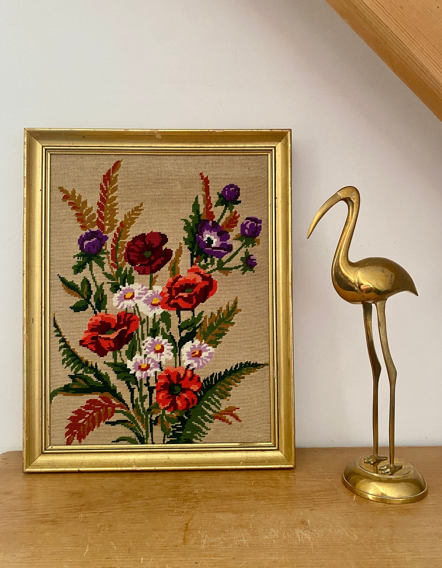 Canevas vintage bouquet de fleurs et cadre en bois doré