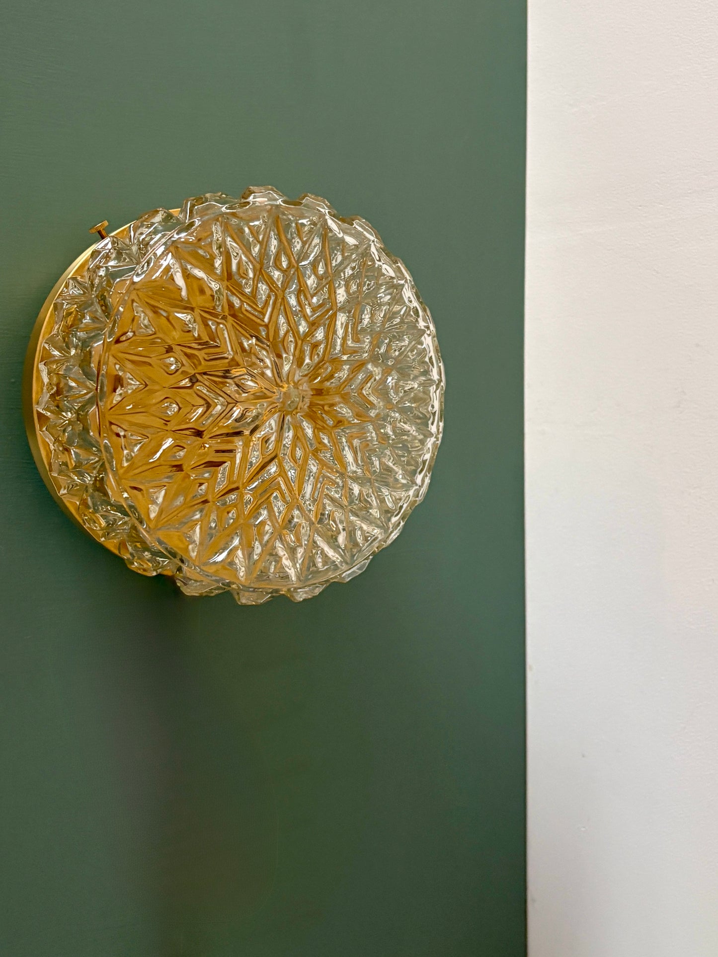 Applique ou plafonnier globe vintage en verre moulé (PT1)