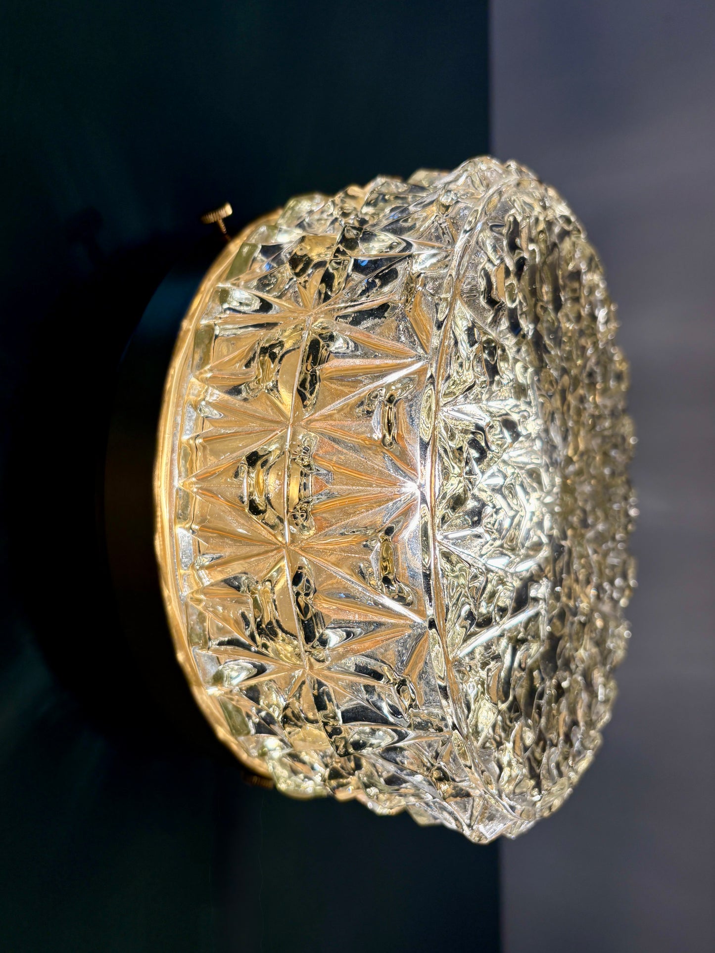 Applique ou plafonnier globe vintage en verre moulé (PT1)