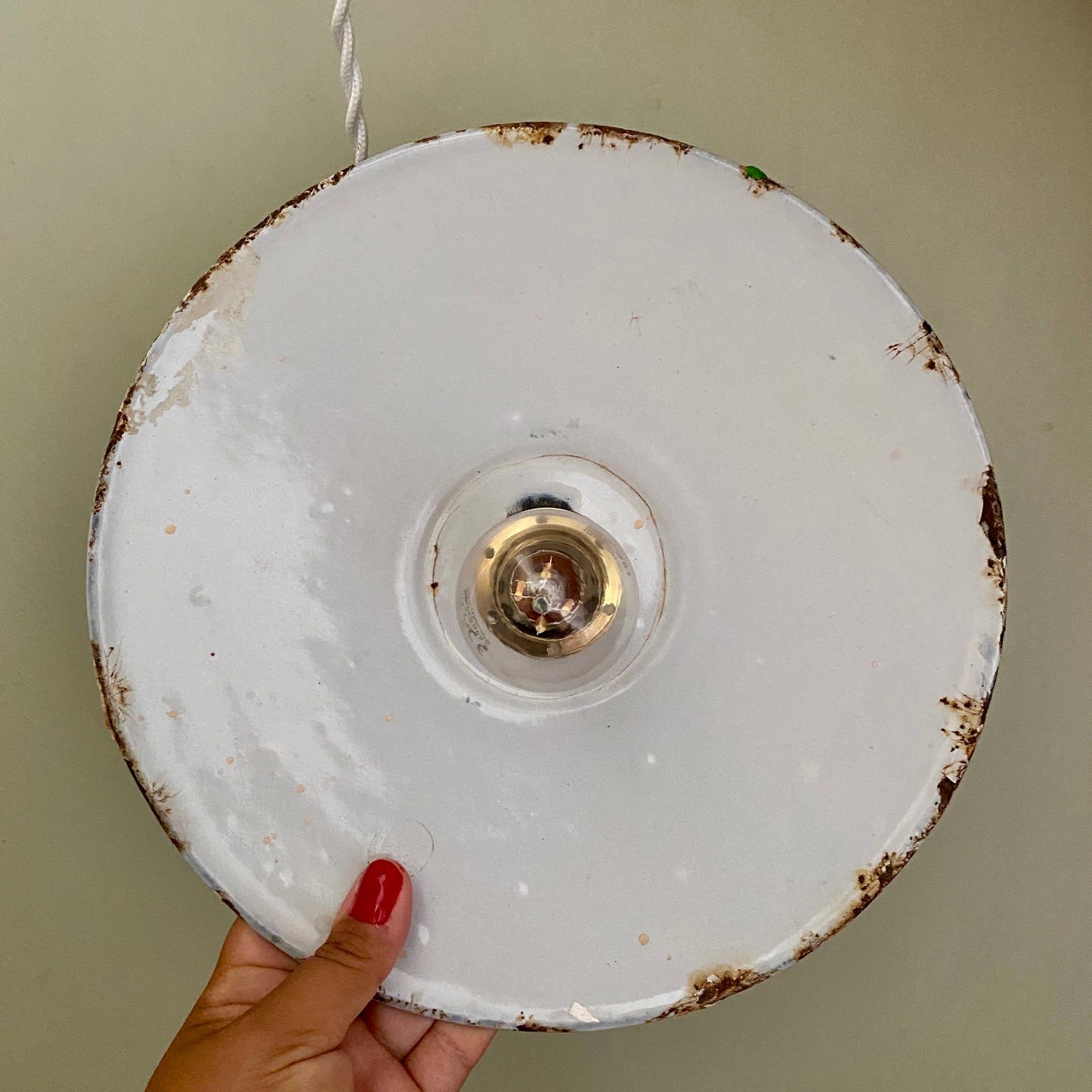 Suspension abat-jour vintage en tôle émaillée verte