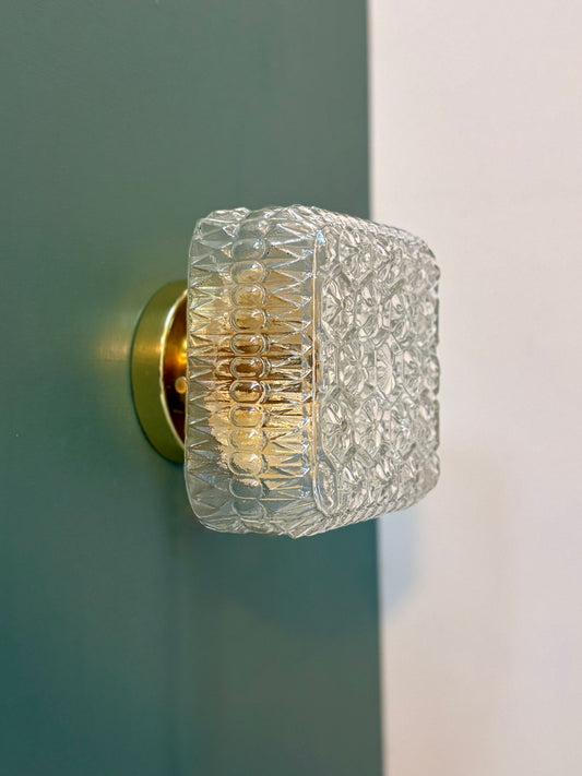 Applique ou plafonnier globe vintage carré en verre moulé