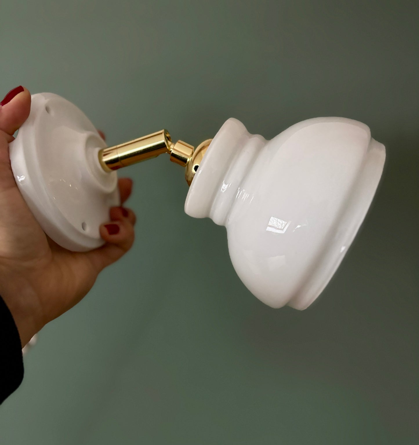 Applique abat-jour vintage en opaline blanche (ACB1)