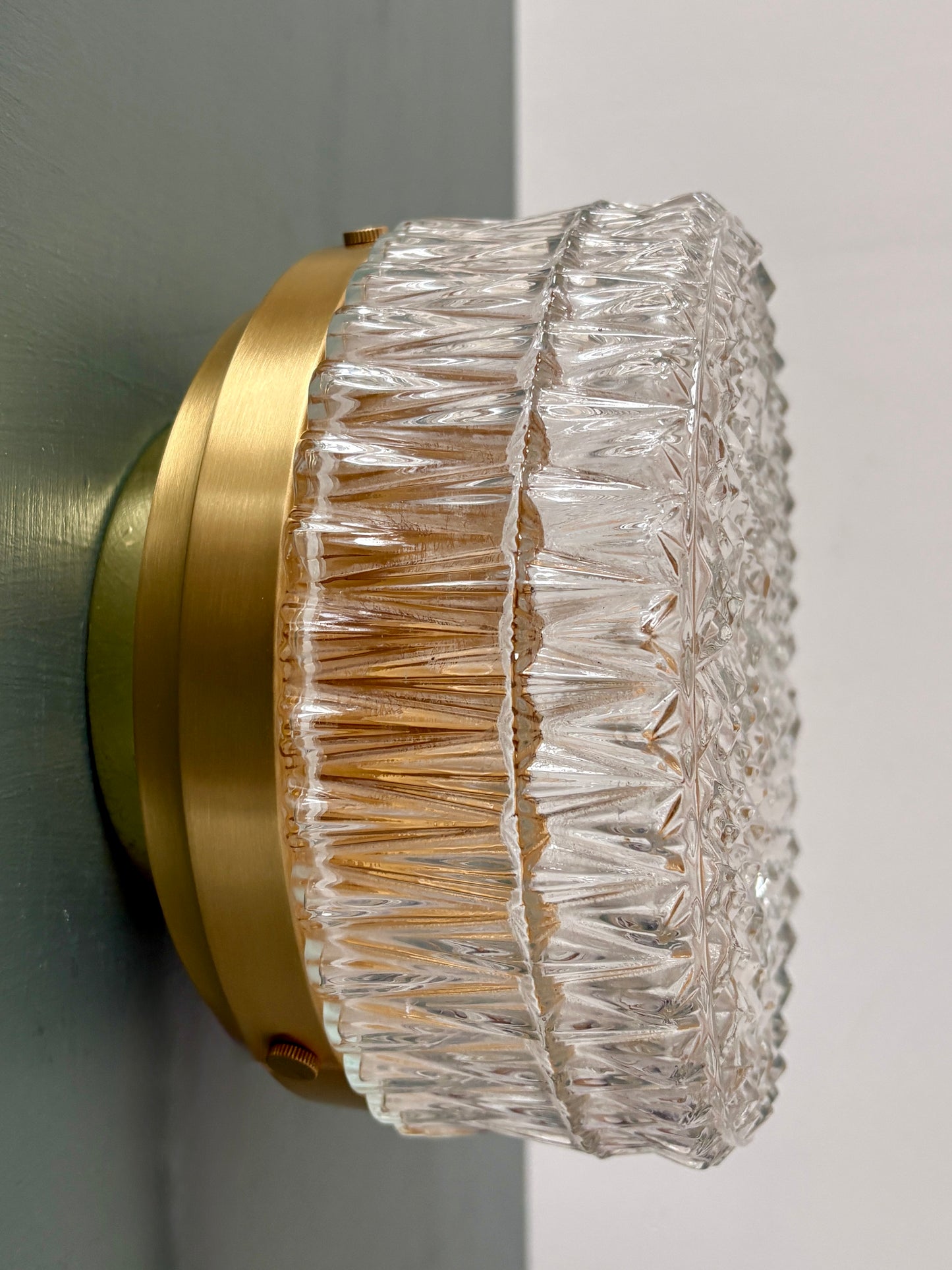 Applique ou plafonnier globe vintage en verre moulé (PT2)