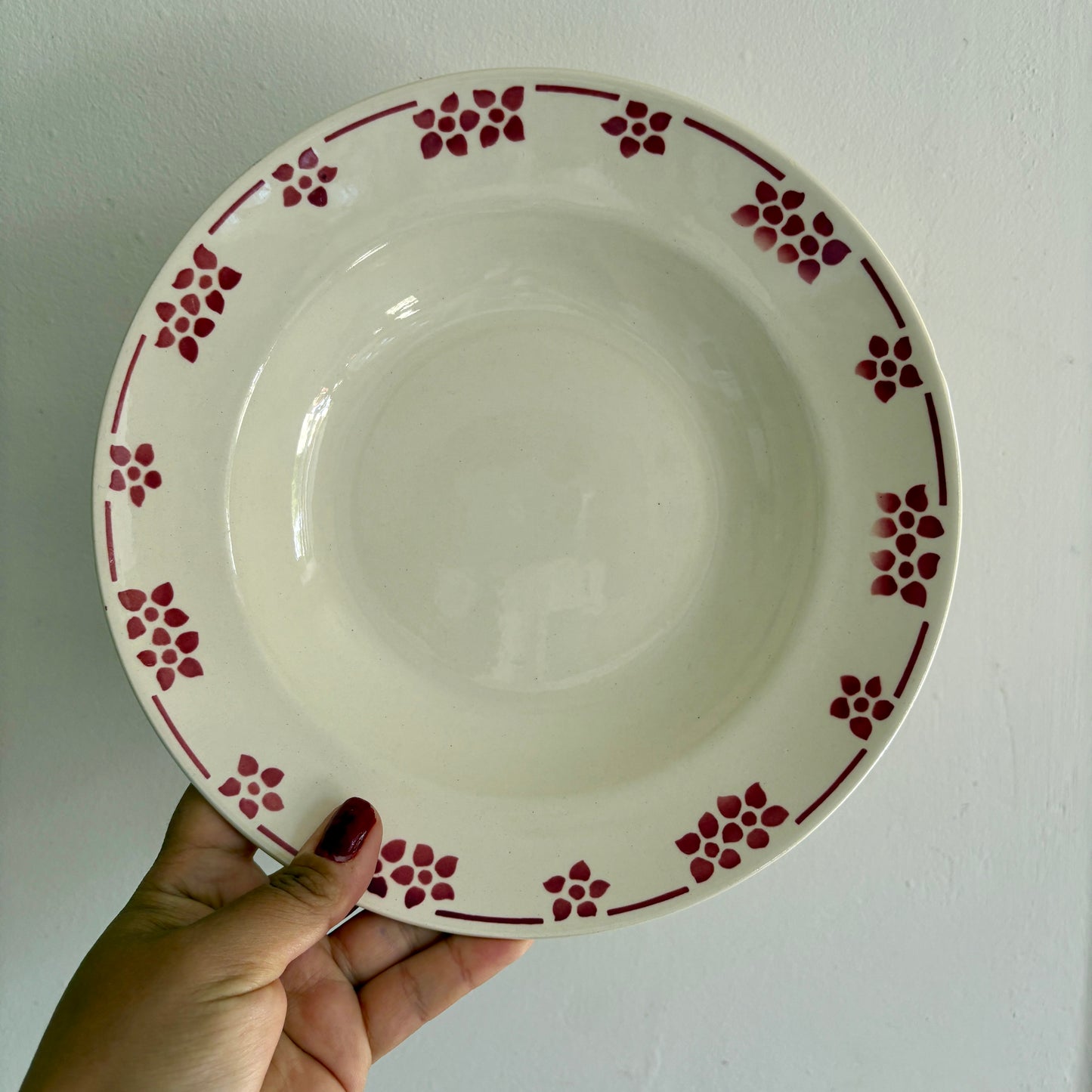 Lot de 12 assiettes creuses anciennes dépareillées