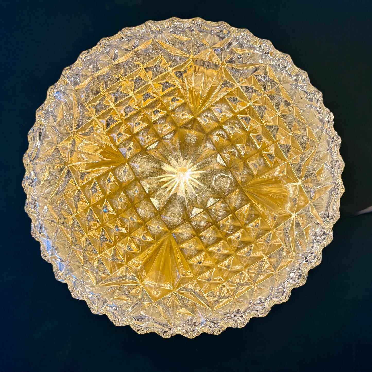 Applique ou plafonnier globe vintage en verre moulé (PT2)