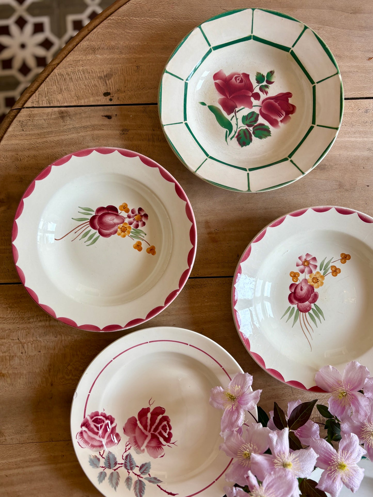 Lot de 6 assiettes creuses vintage dépareillées