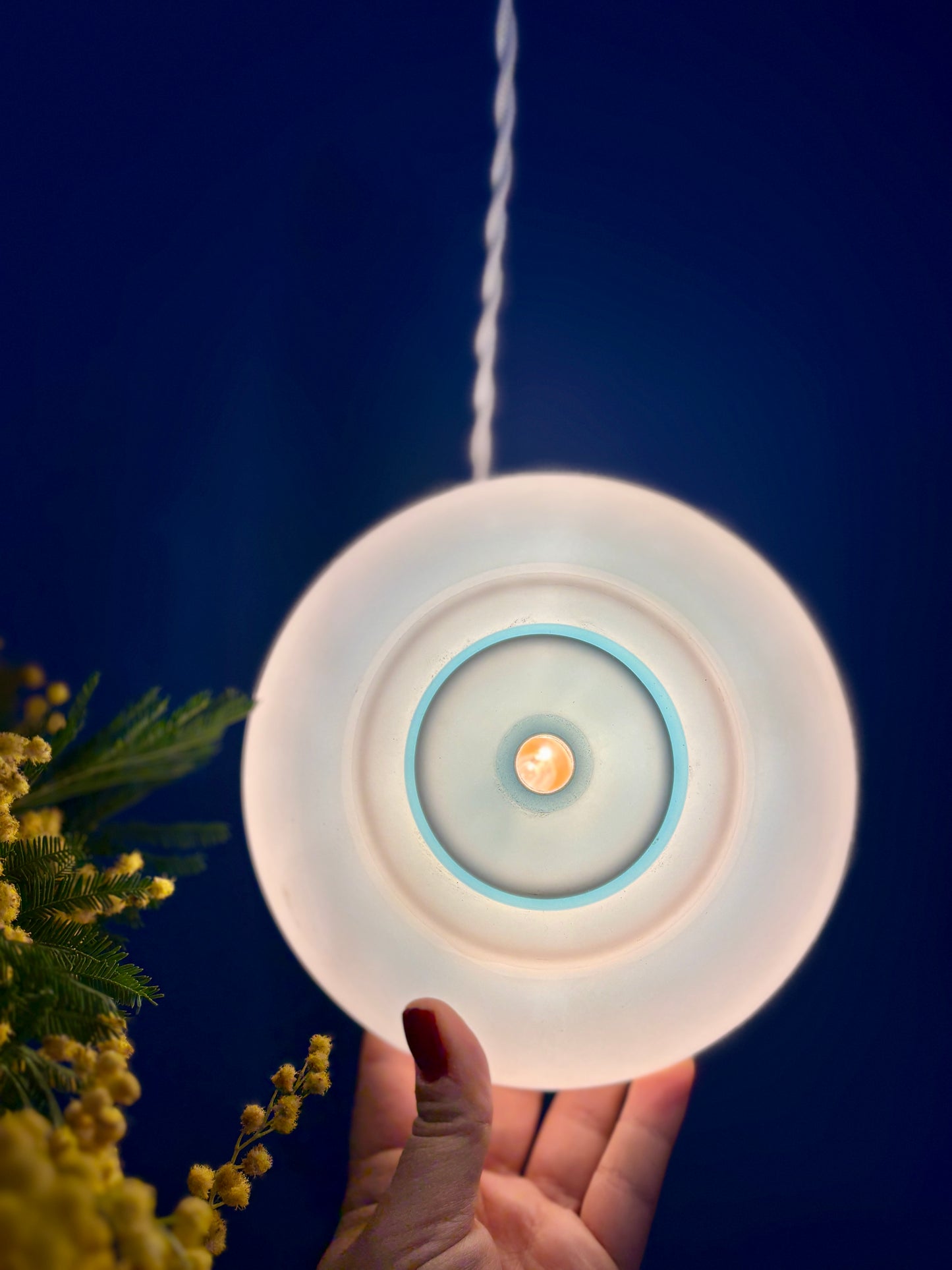 Suspension globe vintage en opaline bleue