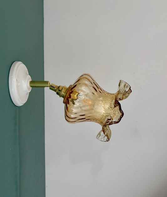 Applique tulipe vintage en verre ambré (AA1)