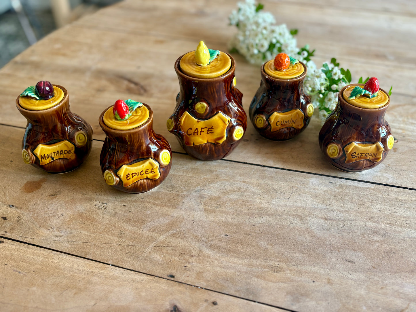 Lot de 5 pots à épices vintage en barbotine Ferlay - Vallauris