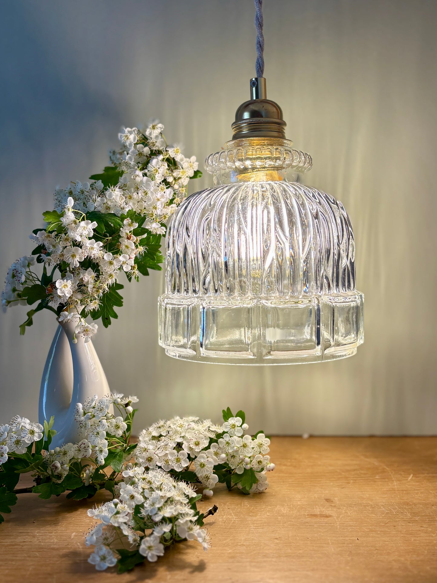 Suspension globe vintage en verre