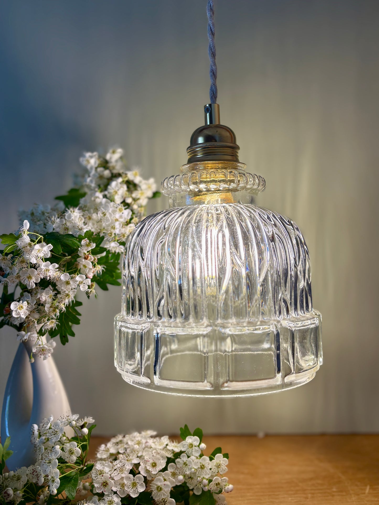 Suspension globe vintage en verre