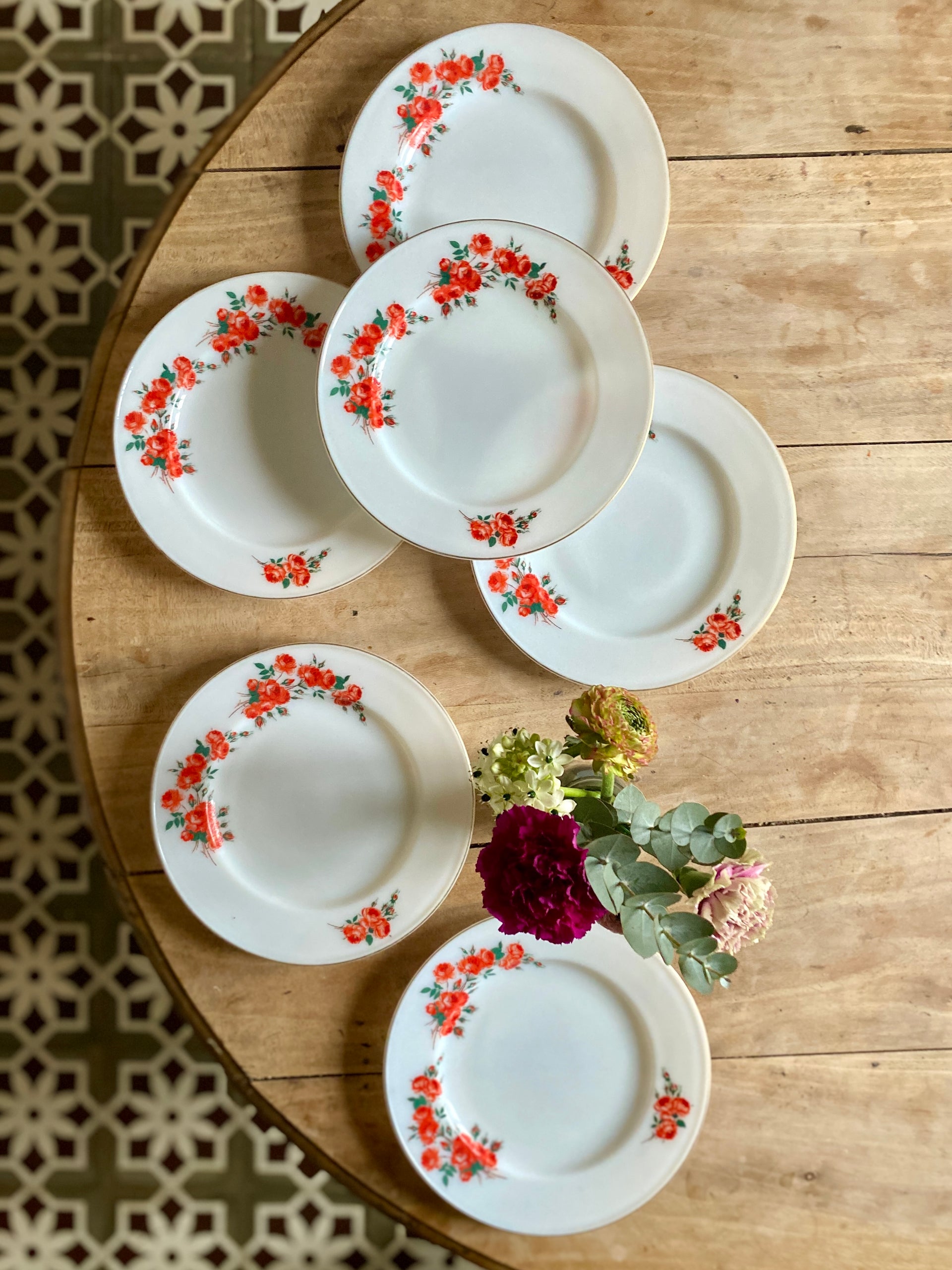 Lot De Jolies Assiettes Pyrex 1970