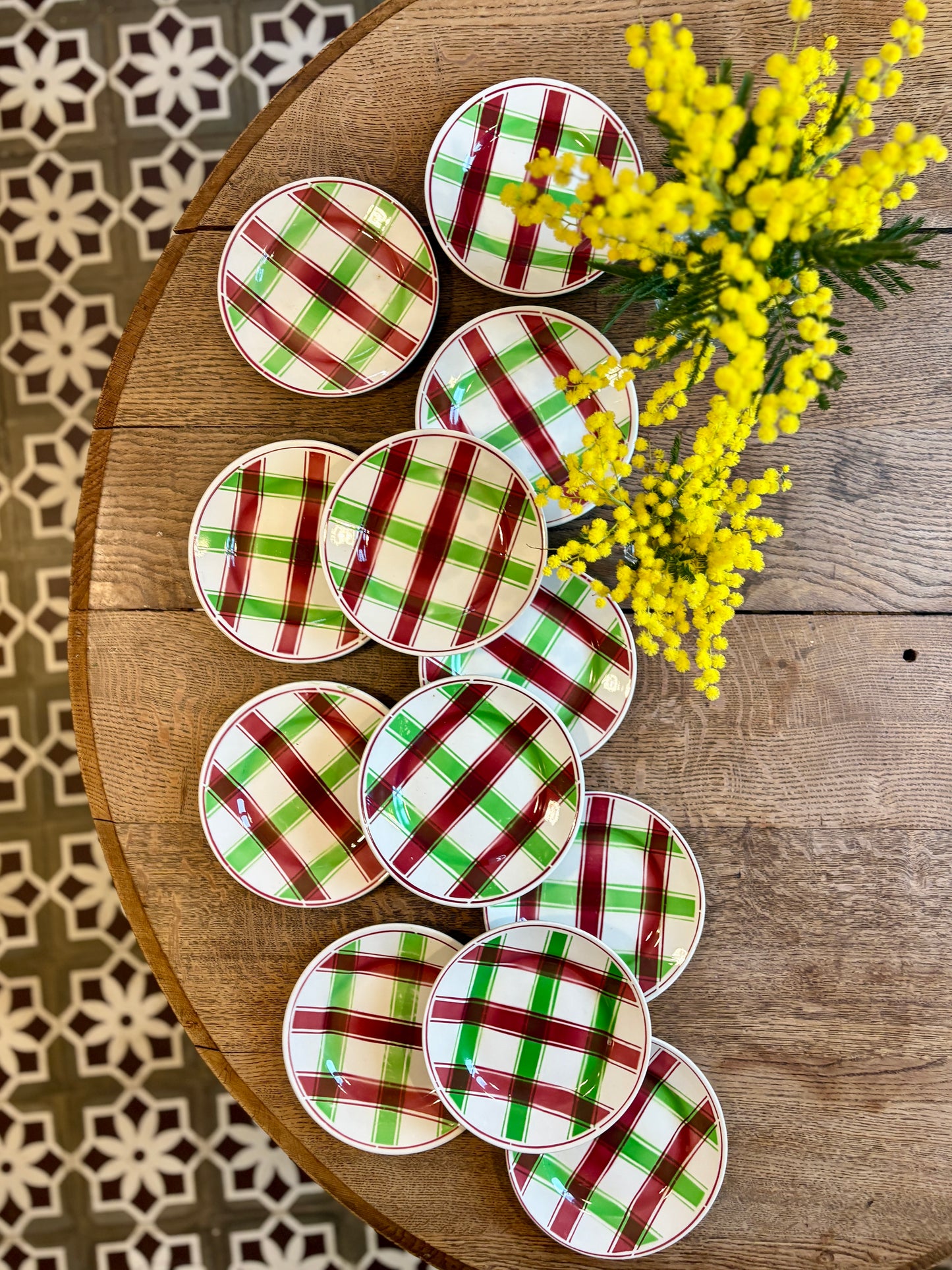 Lot de 12 assiettes dessert anciennes, modèle Sousse de Digoin Sarreguemines