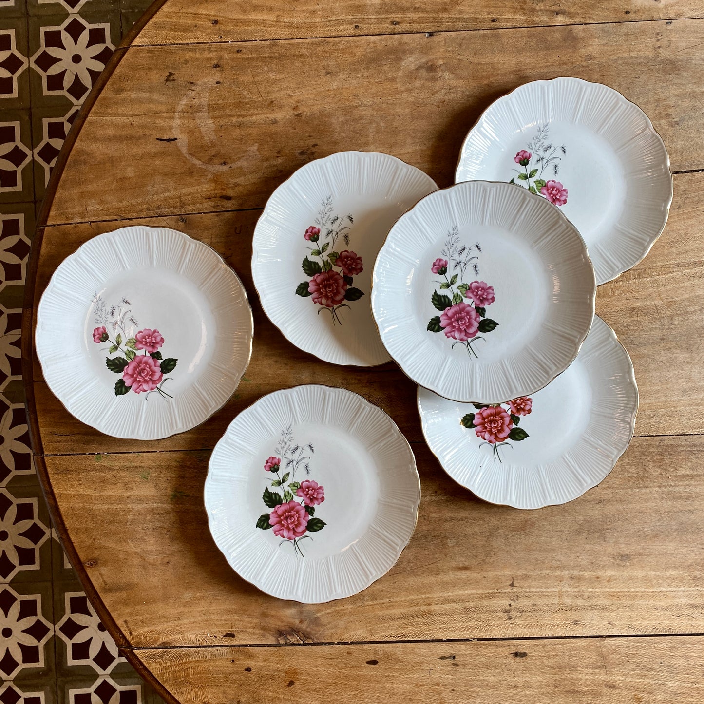 Lot de 6 assiettes plates vintage L'Amandinoise