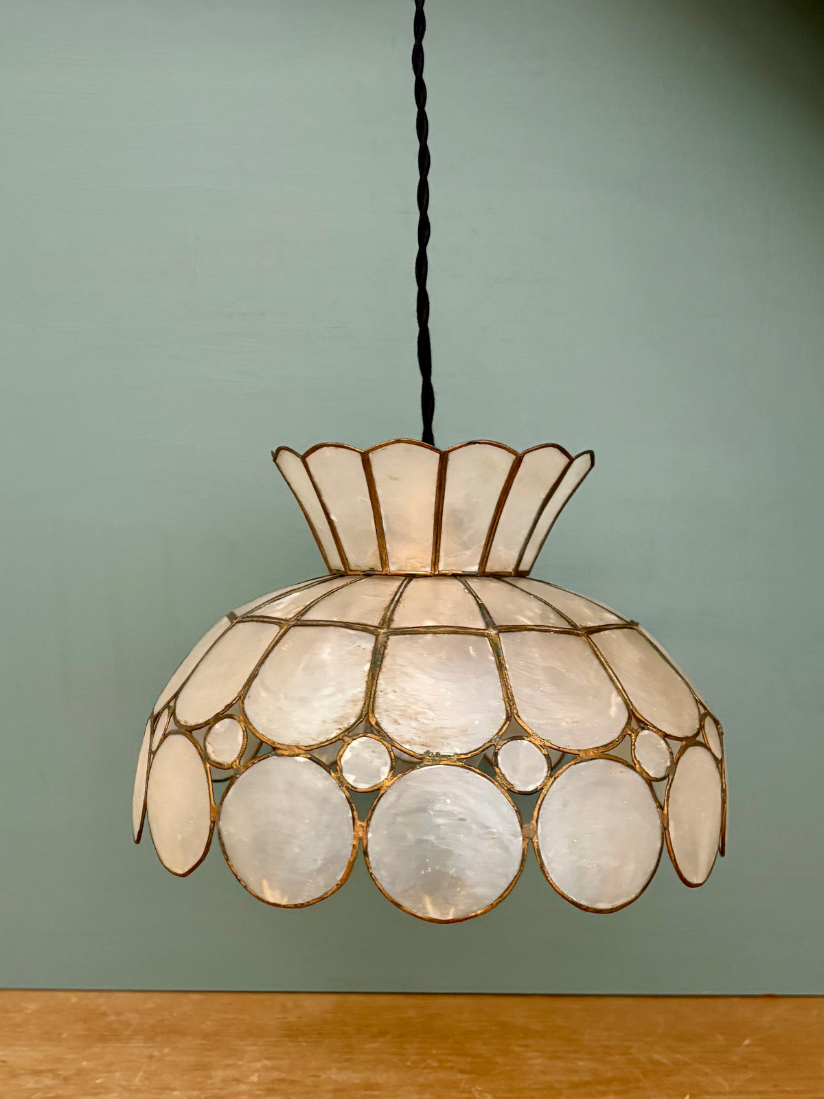 Suspension abat-jour vintage en nacre