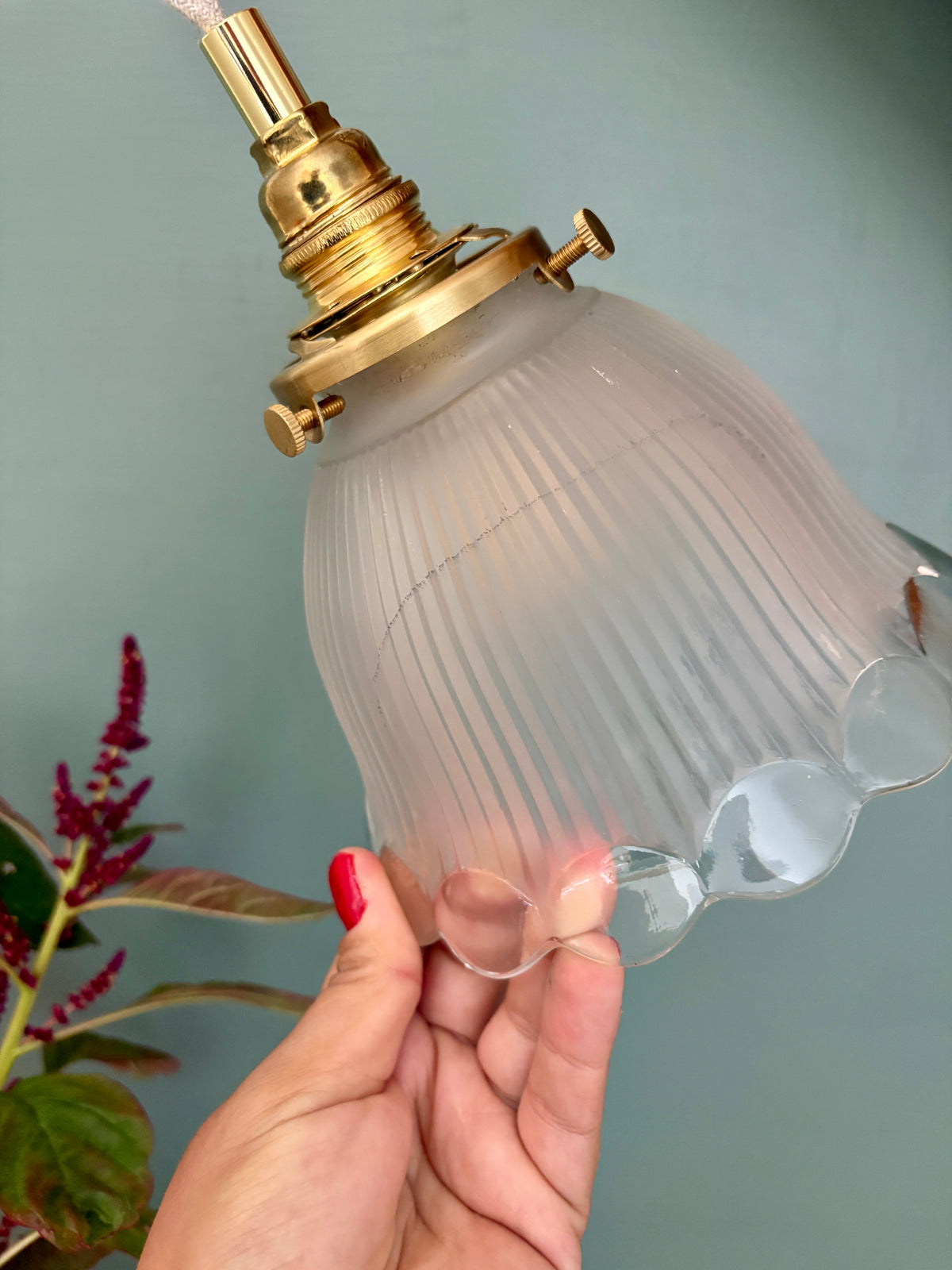 Suspension tulipe vintage en verre dépoli (TFB1)