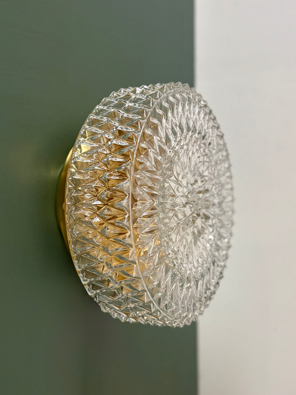 Applique ou plafonnier globe vintage en verre moulé (PLAF40)