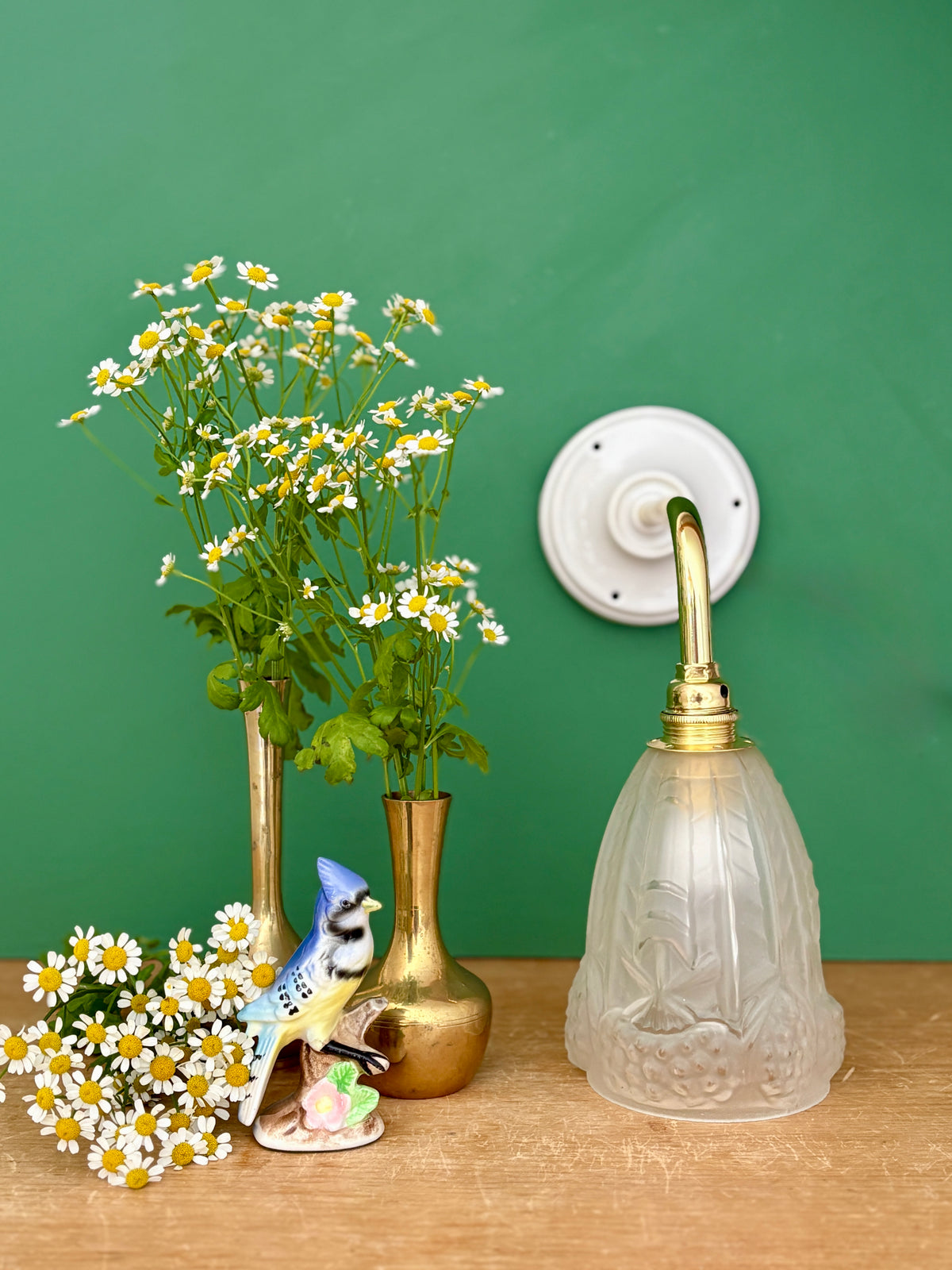Applique coudée  tulipe vintage art déco en verre dépoli