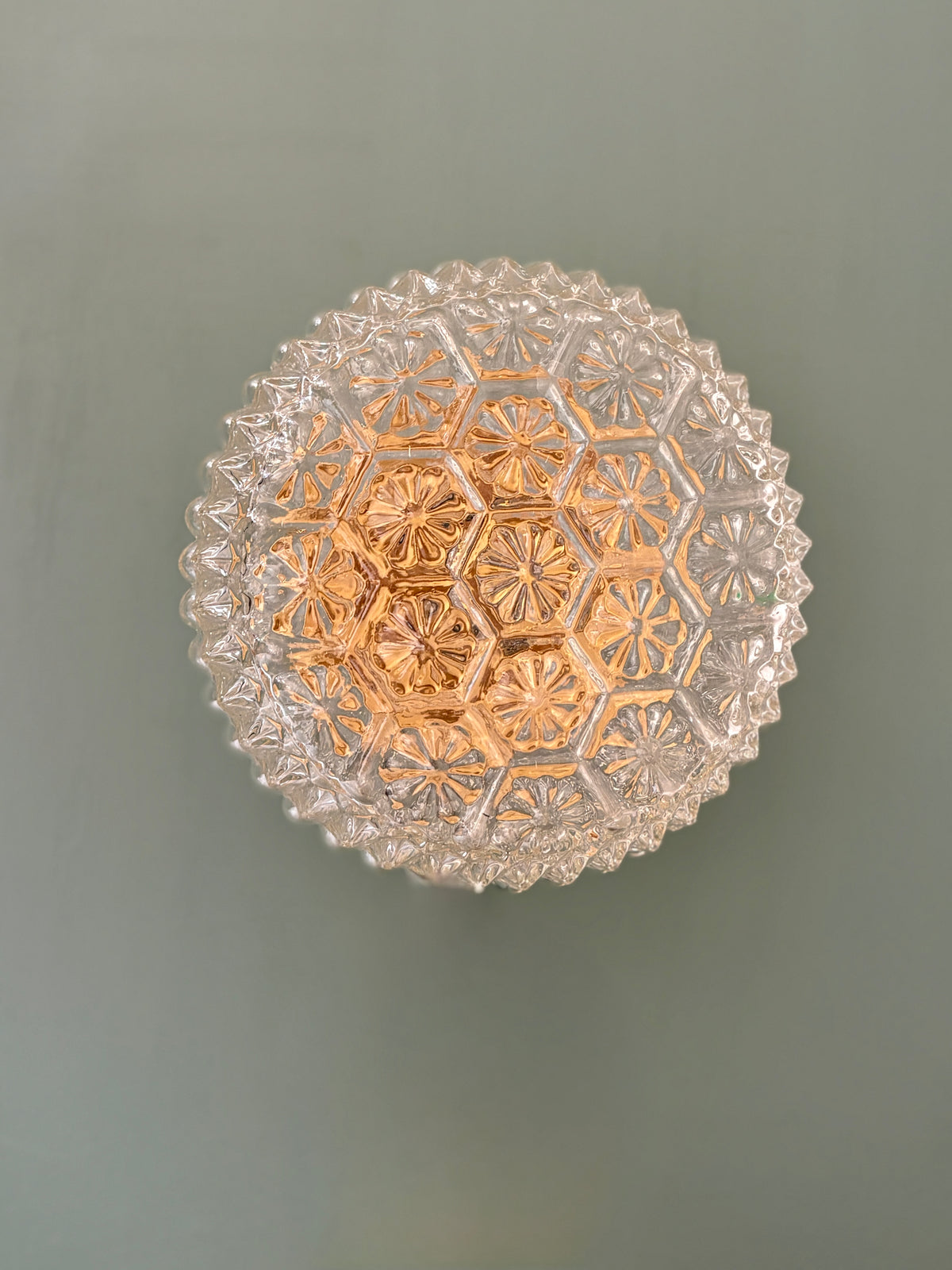 Applique ou plafonnier globe vintage en verre moulé (PLAFF1)