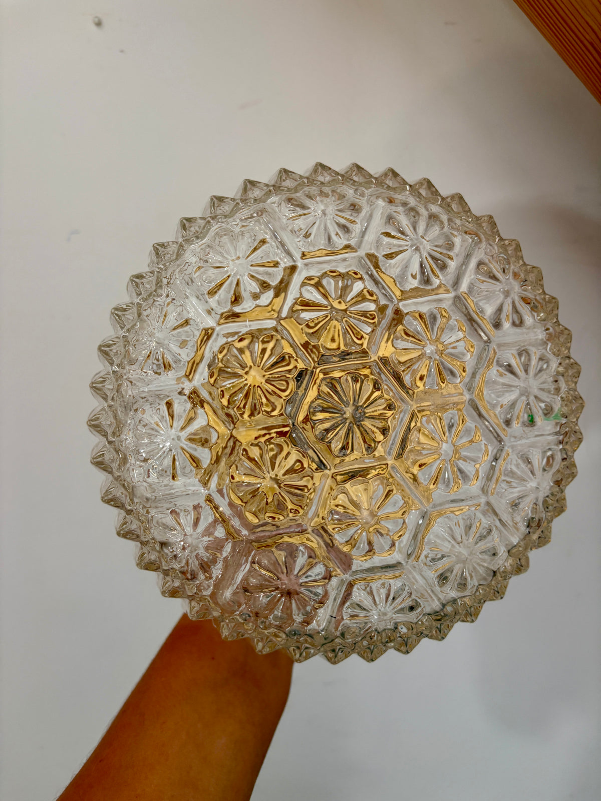 Applique ou plafonnier globe vintage en verre moulé (PLAFF1)