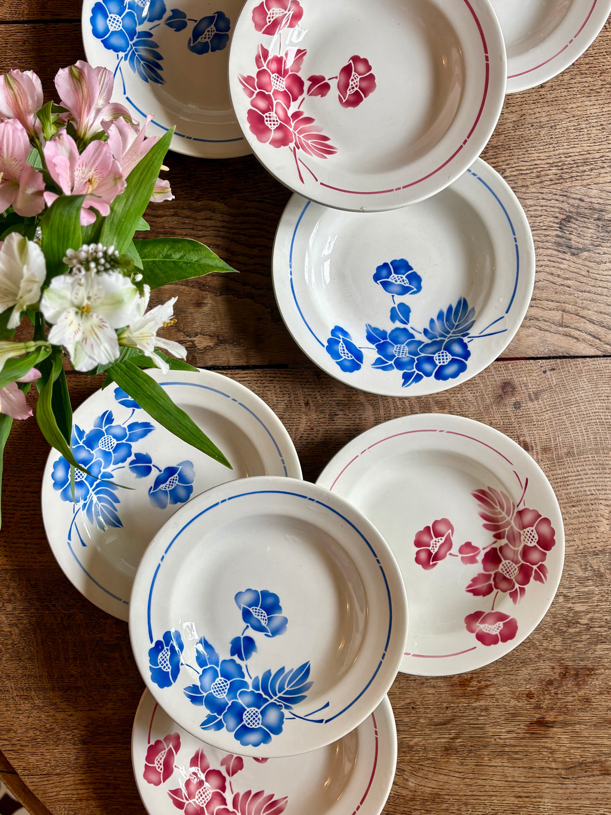 Lot de 8 assiettes creuses vintage, Edmond de Saint Amand -