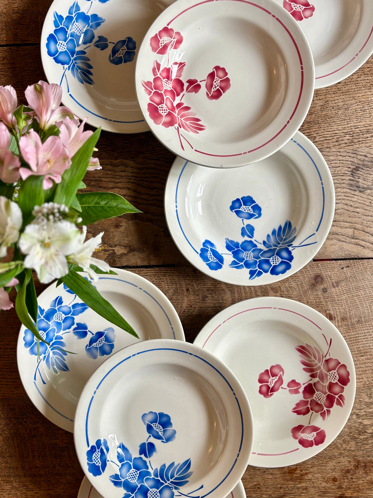 Lot de 8 assiettes creuses vintage, Edmond de Saint Amand -