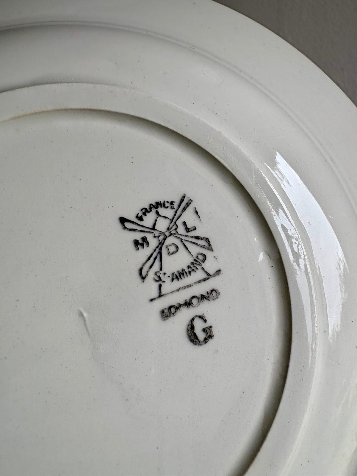 Lot de 8 assiettes creuses vintage, Edmond de Saint Amand -