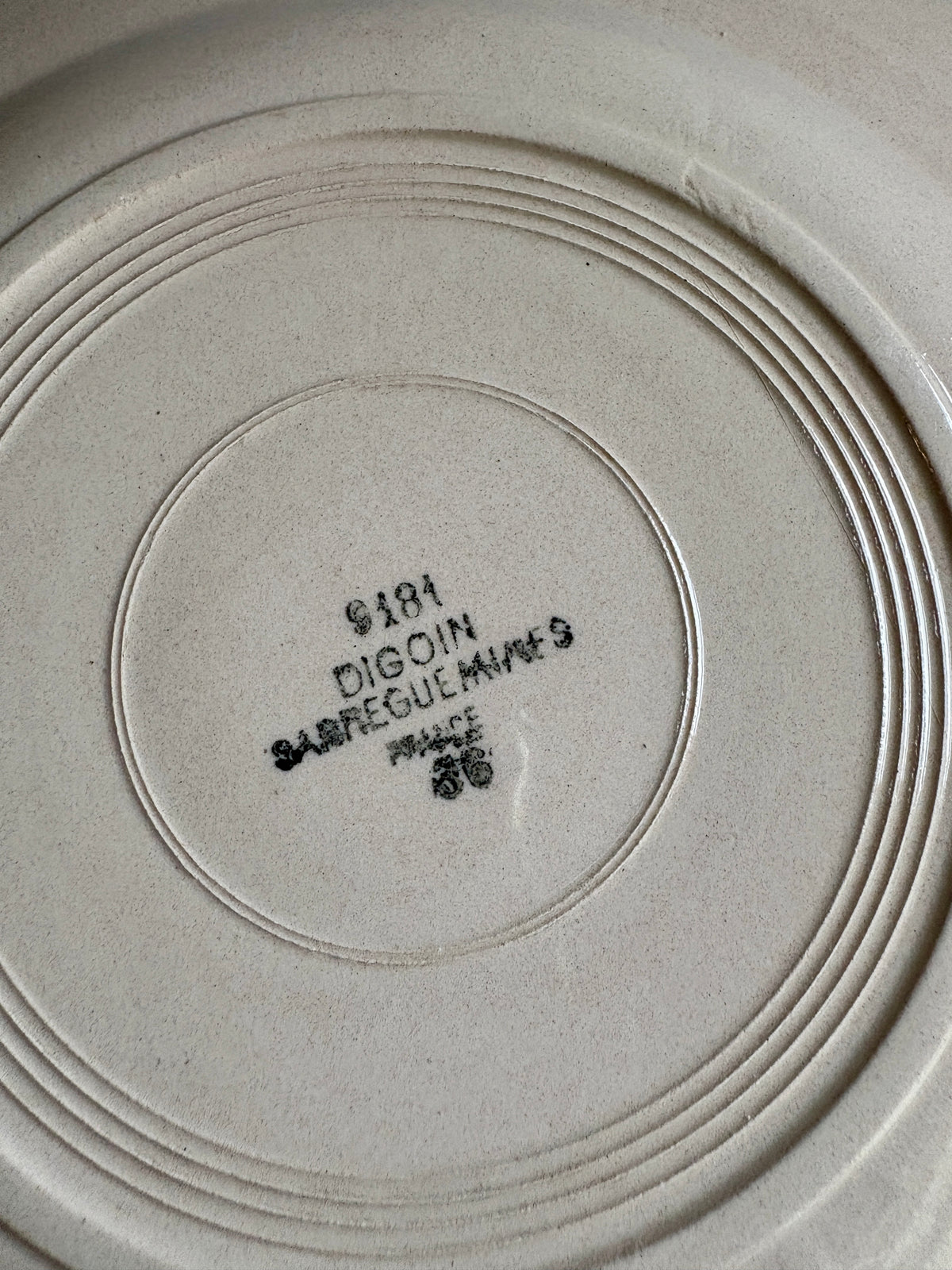 Lot de 7 assiettes plates vintage de Digoin Sarreguemines