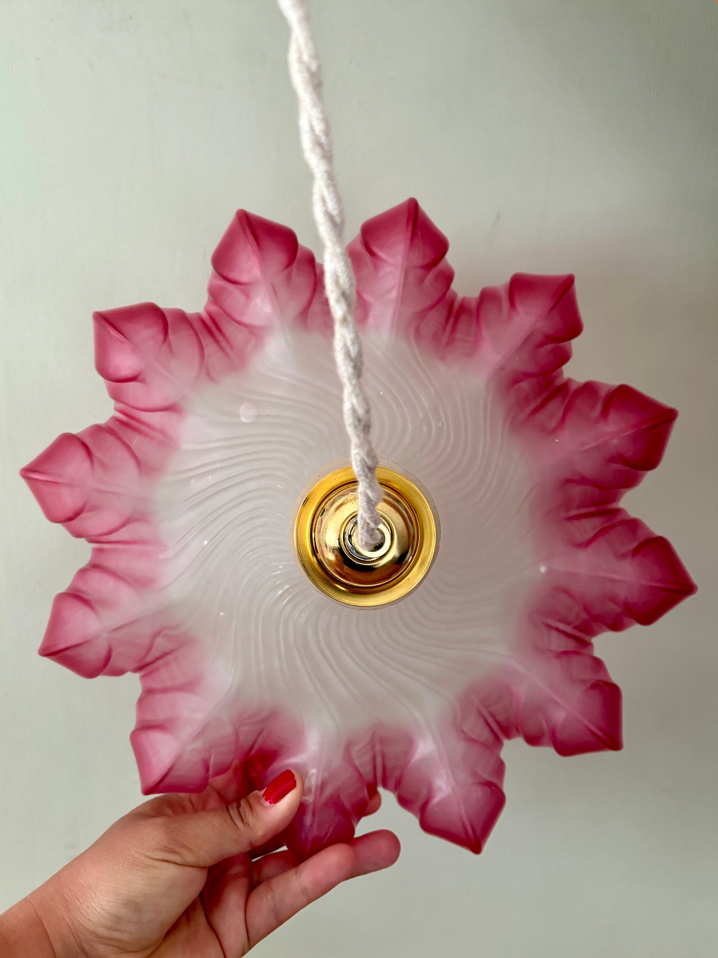 Suspension abat-jour vintage en verre dépoli mi rose mi transparent