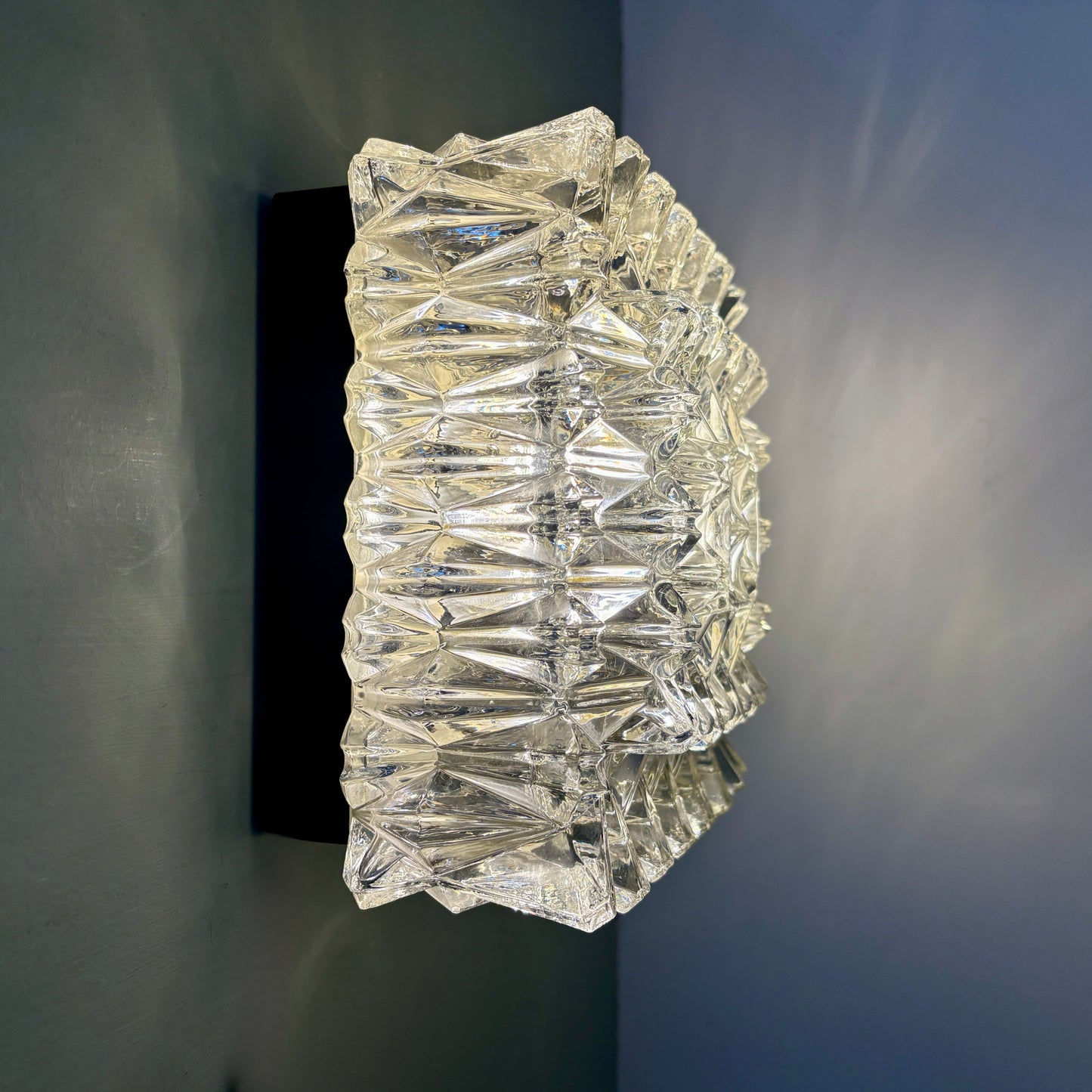 Plafonnier ou applique vintage en verre moulé - Limburg