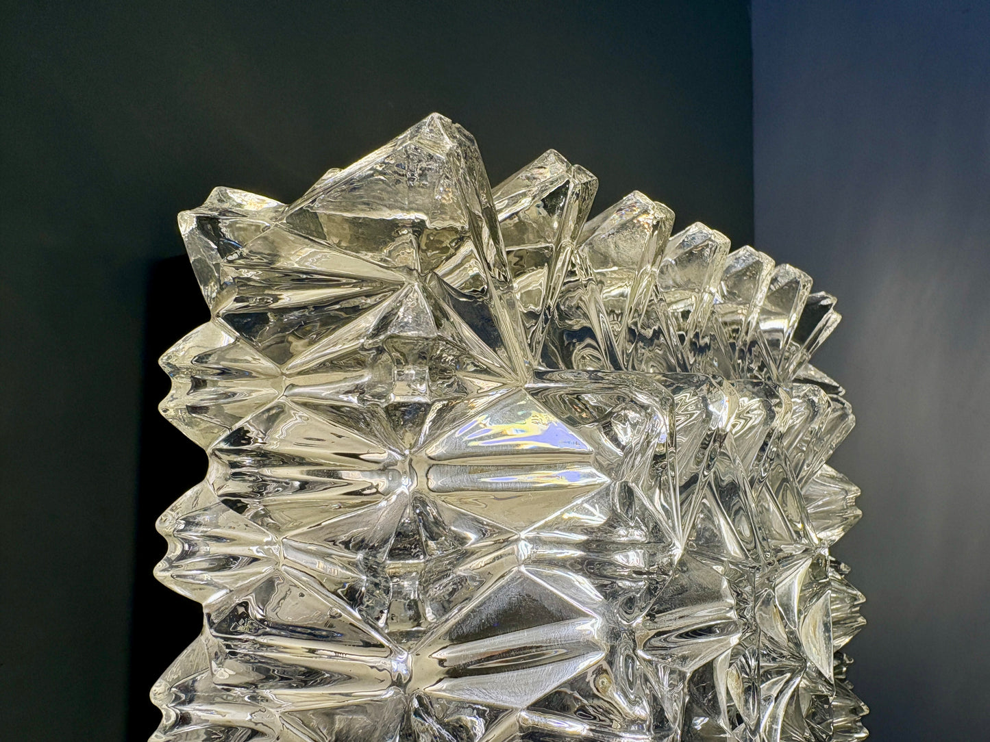 Plafonnier ou applique vintage en verre moulé - Limburg