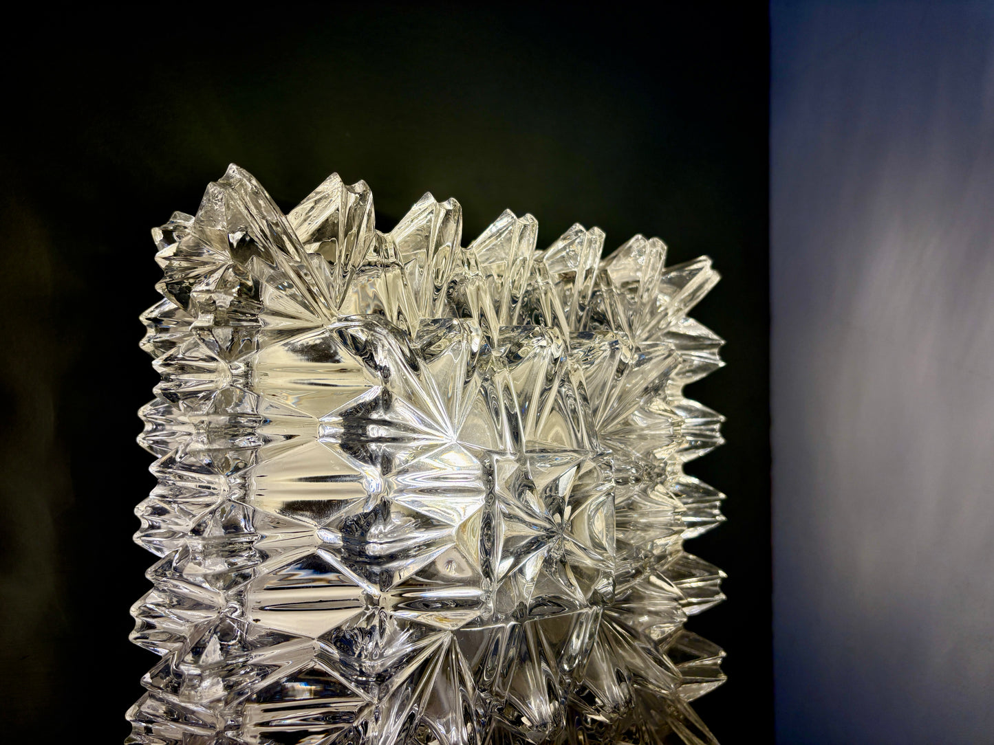 Plafonnier ou applique vintage en verre moulé - Limburg