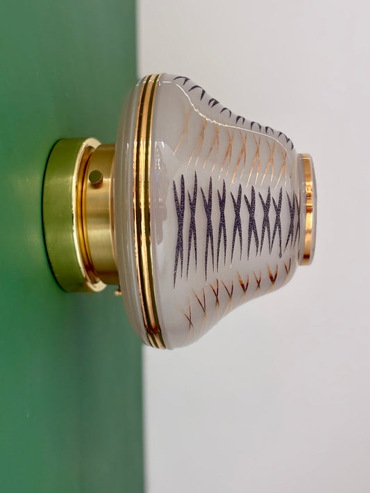 Applique/plafonnier globe vintage art déco en verre blanc,noir et doré