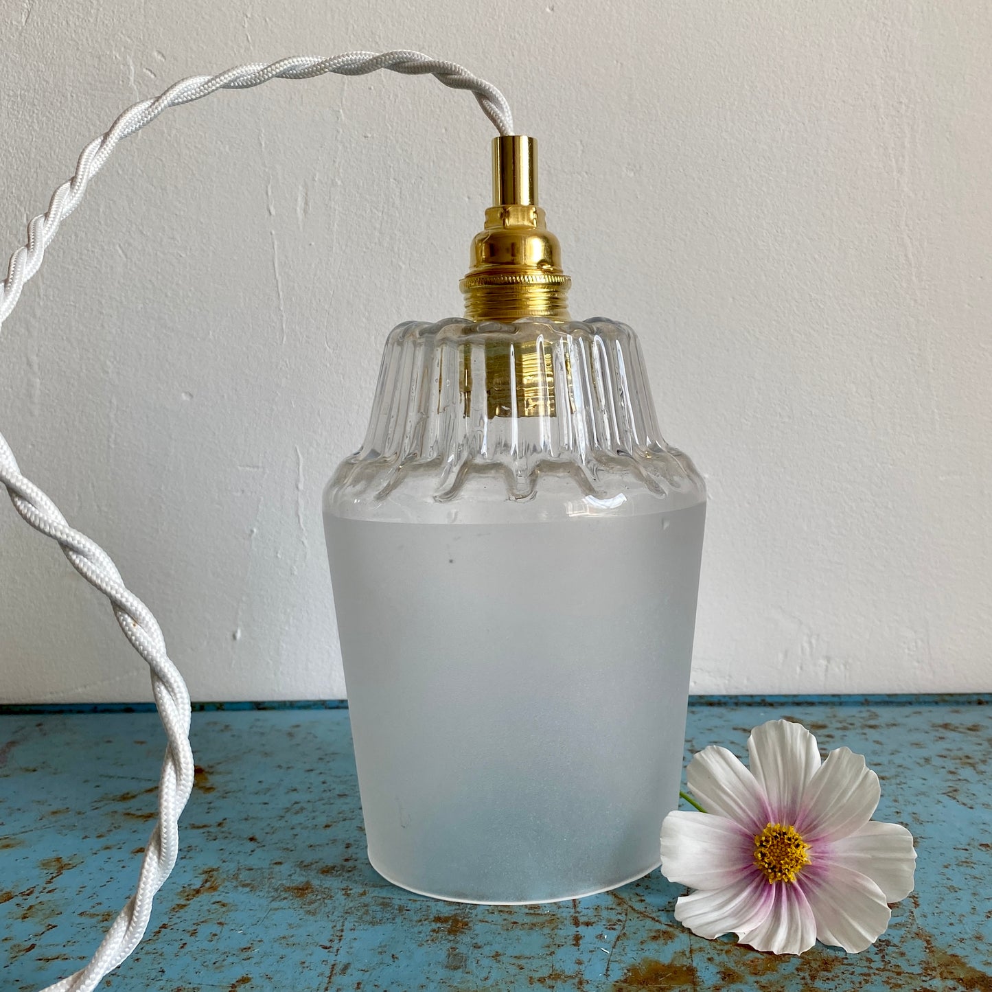 Baladeuse tulipe vintage en verre dépoli et transparent